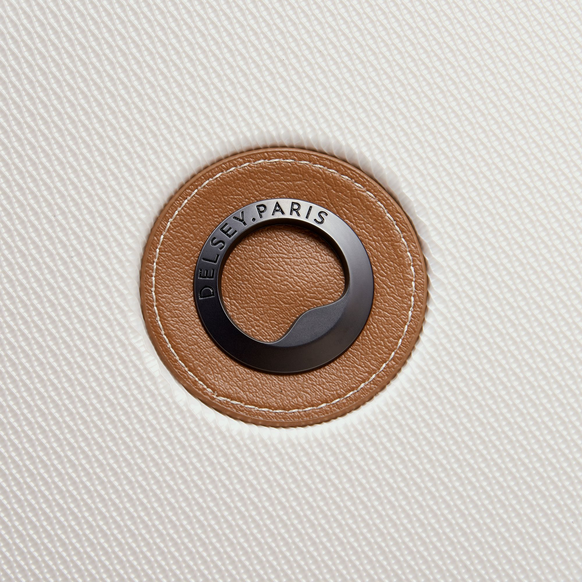 Chatelet Air 2 28" Spinner Suitcase — Image 3
