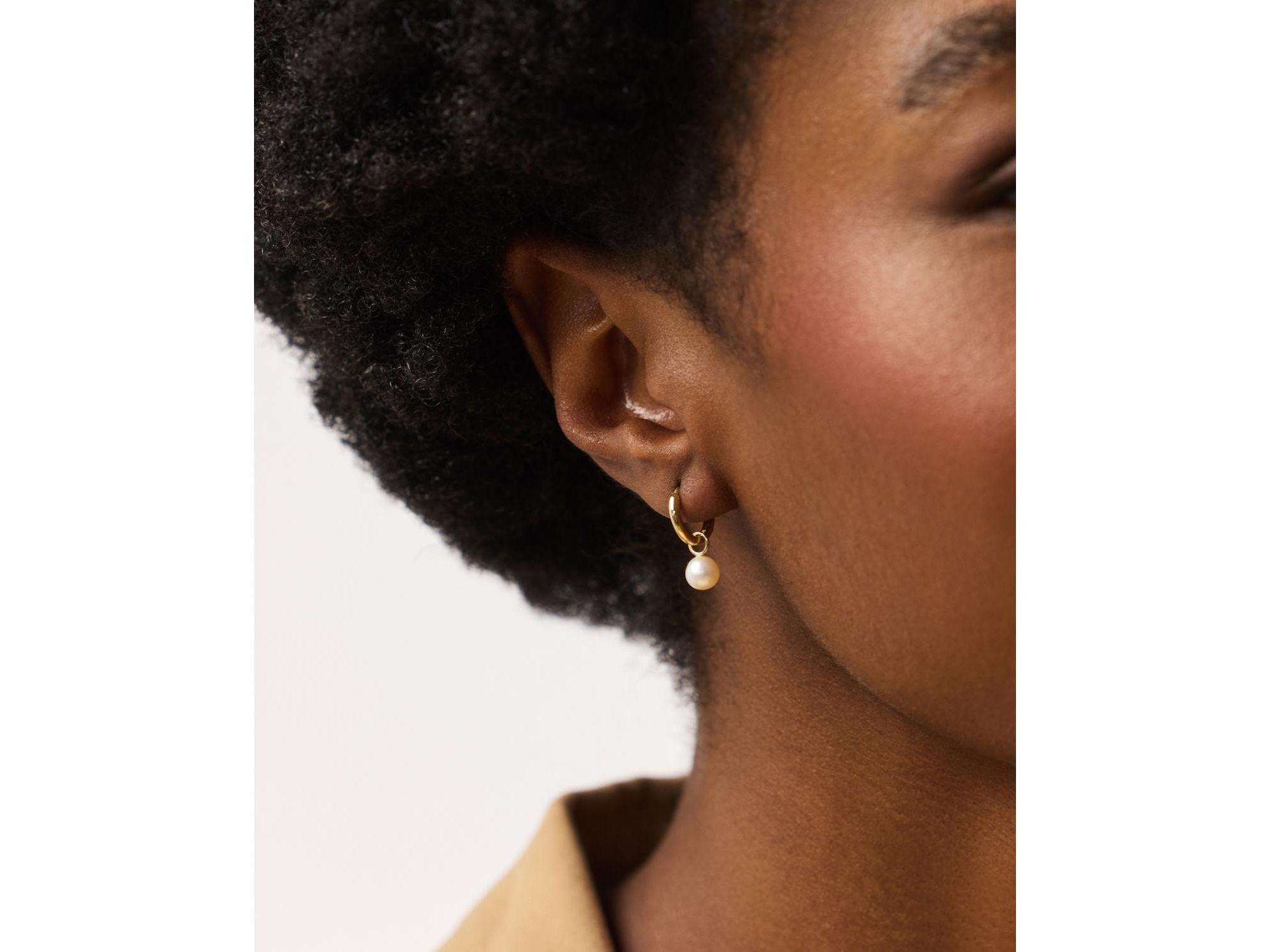Small Gold Hoop Earrings - Gold Pearl Hoops — Image 4