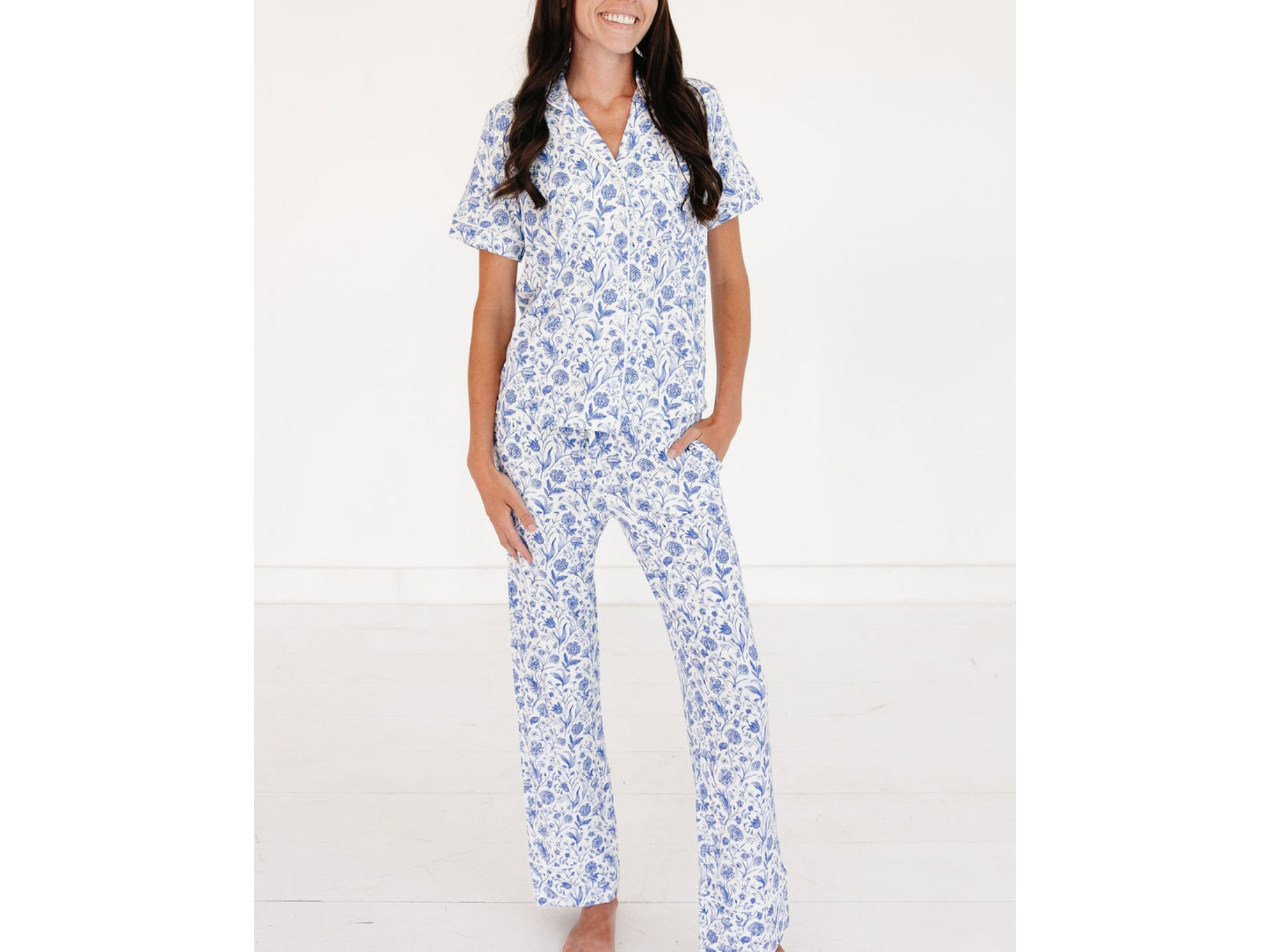 Porcelain Vine Bamboo Pajama Set — Image 4