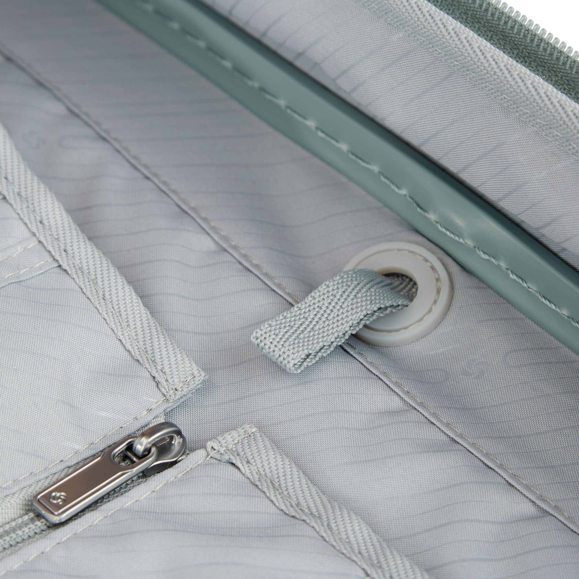 Elevation™ Plus Large Spinner Suitcase — Image 4
