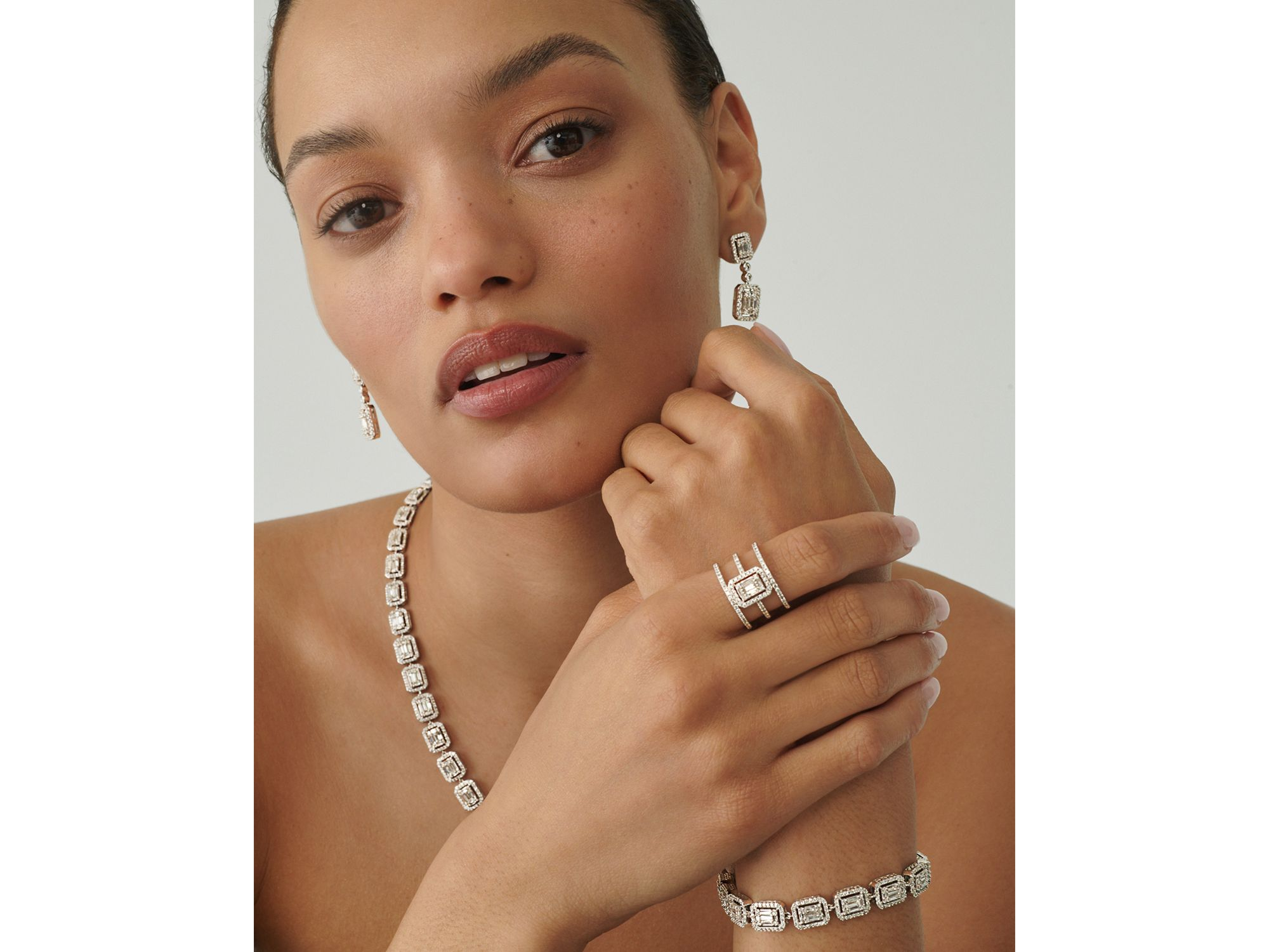 Diamond Mosaic Statement Necklace in 14K White Gold, 10.0 tcw — Image 3
