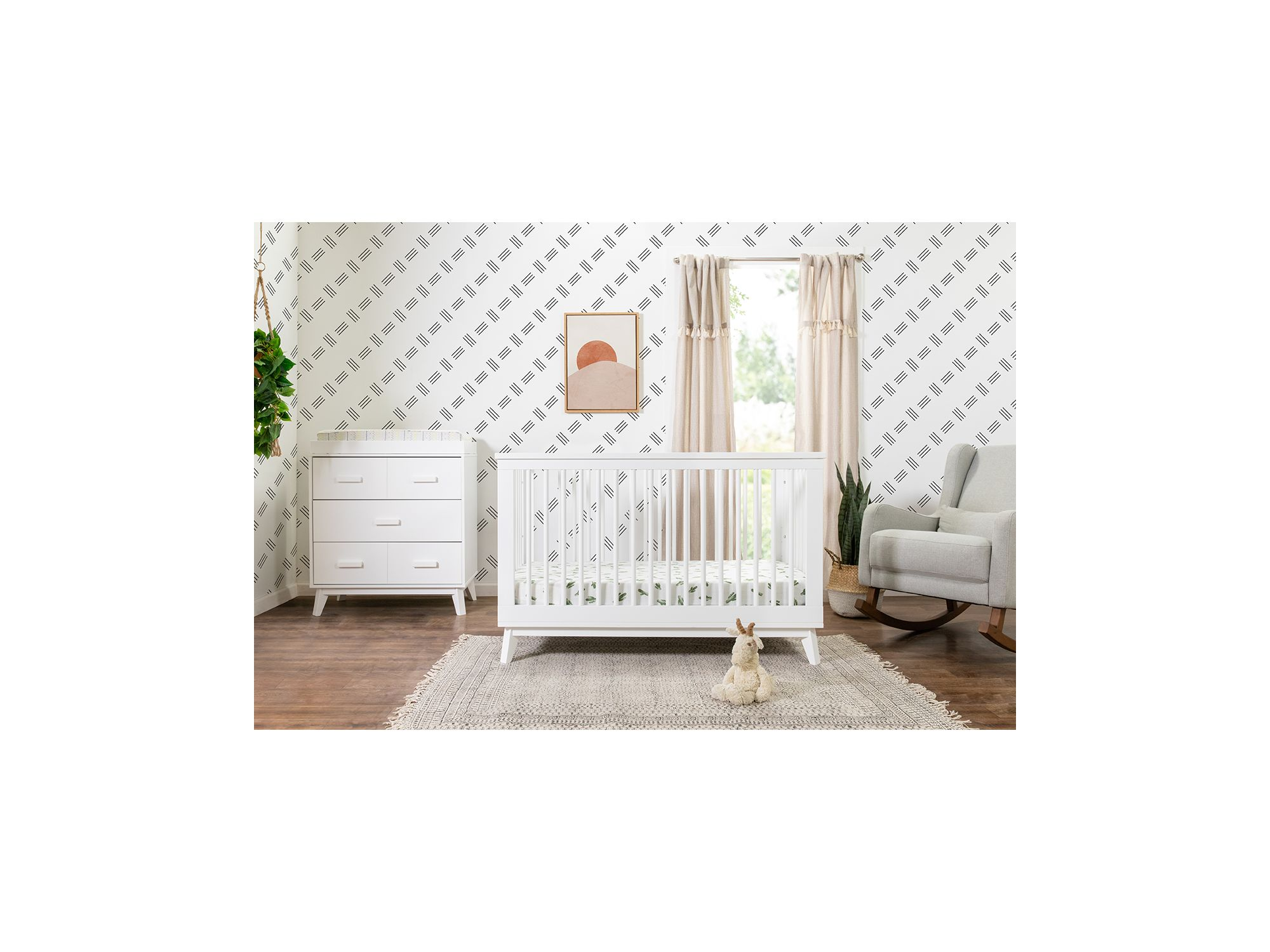 Scoot 3-in-1 Convertible Crib — Image 5