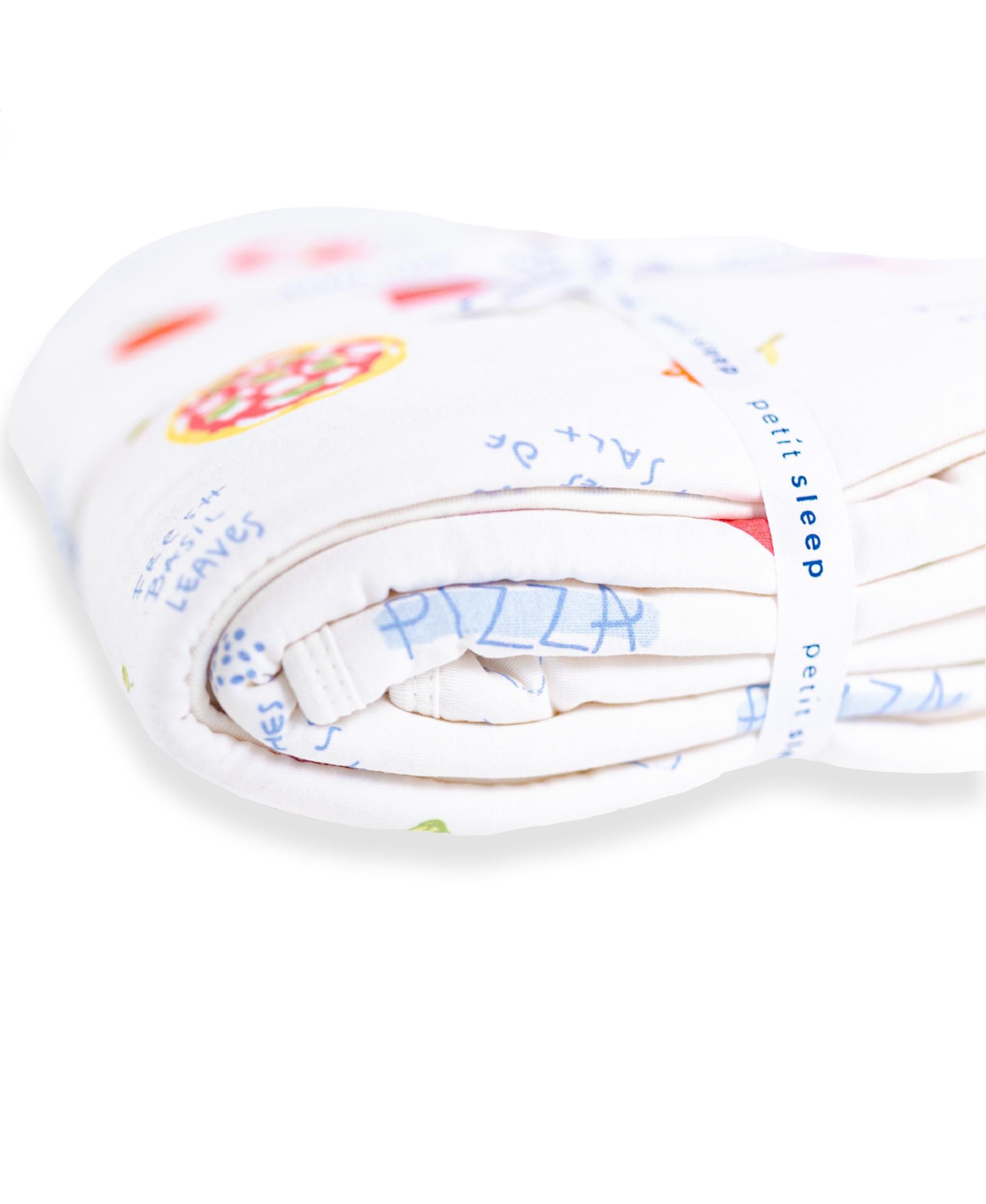 A Pizza My Heart Blanket — Image 4