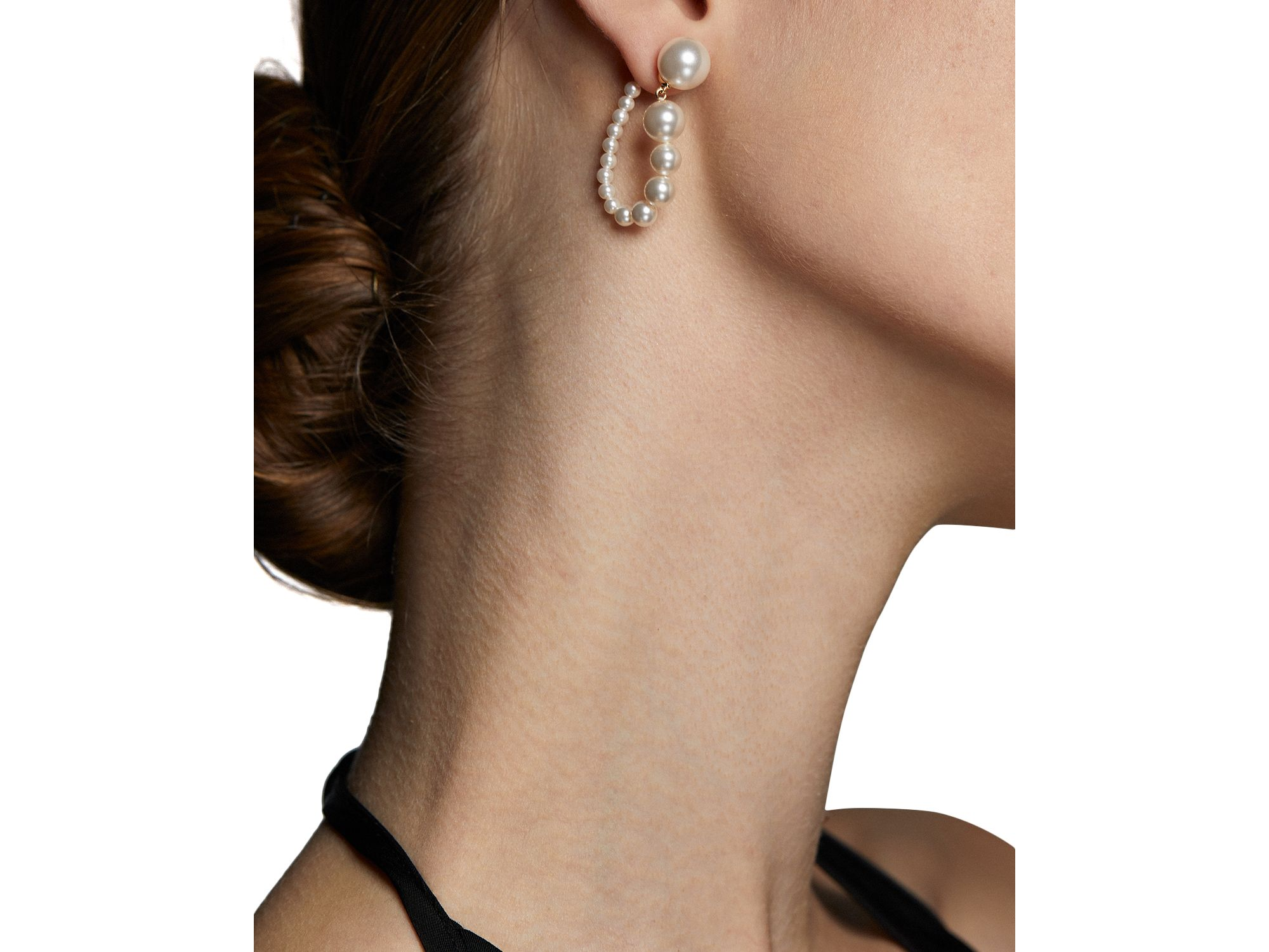 London Front to Back Linear Pearl Earrings — Image 3