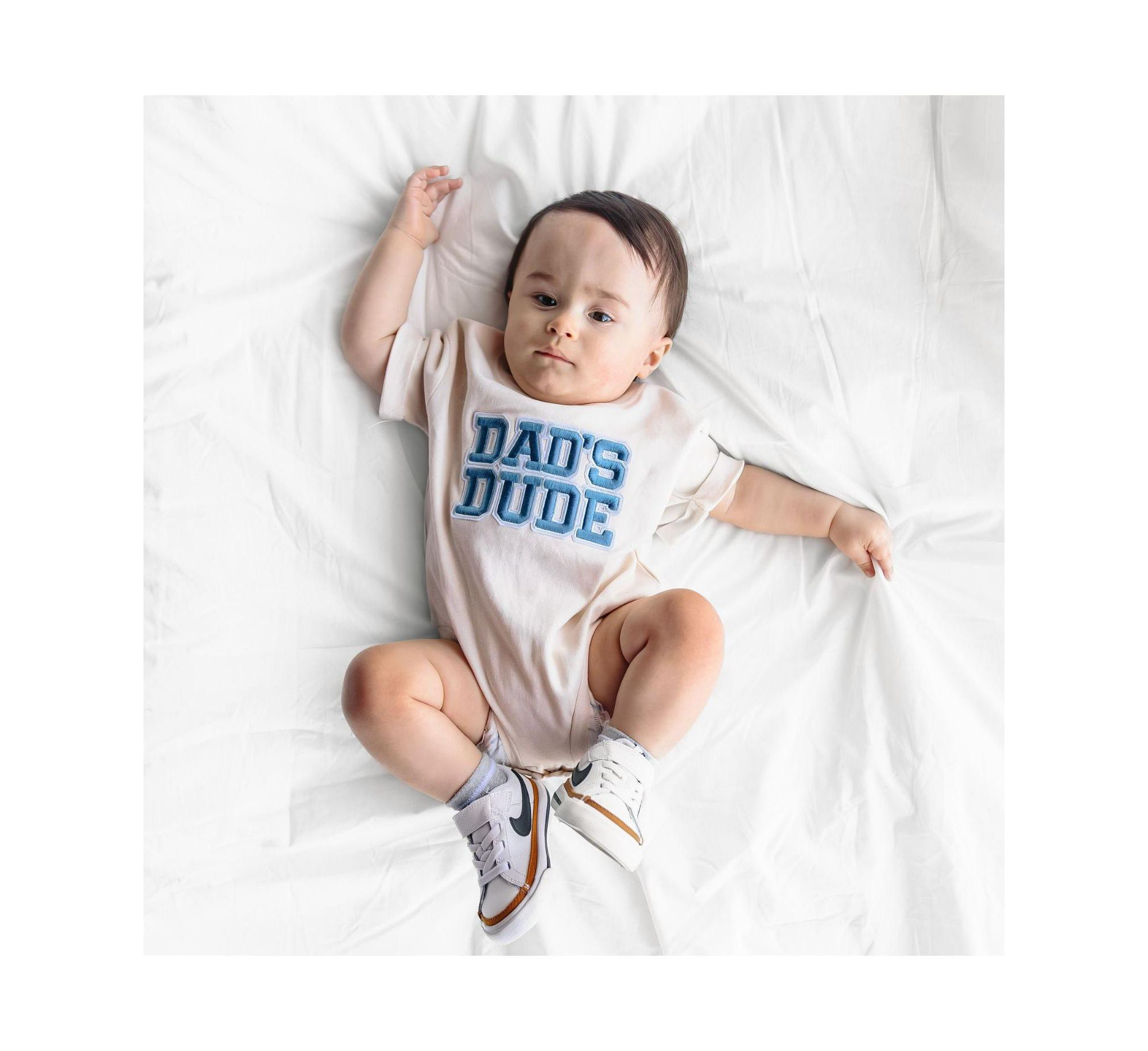 Boys' Dad's Dude Patch Short Sleeve Romper - Baby — Image 4