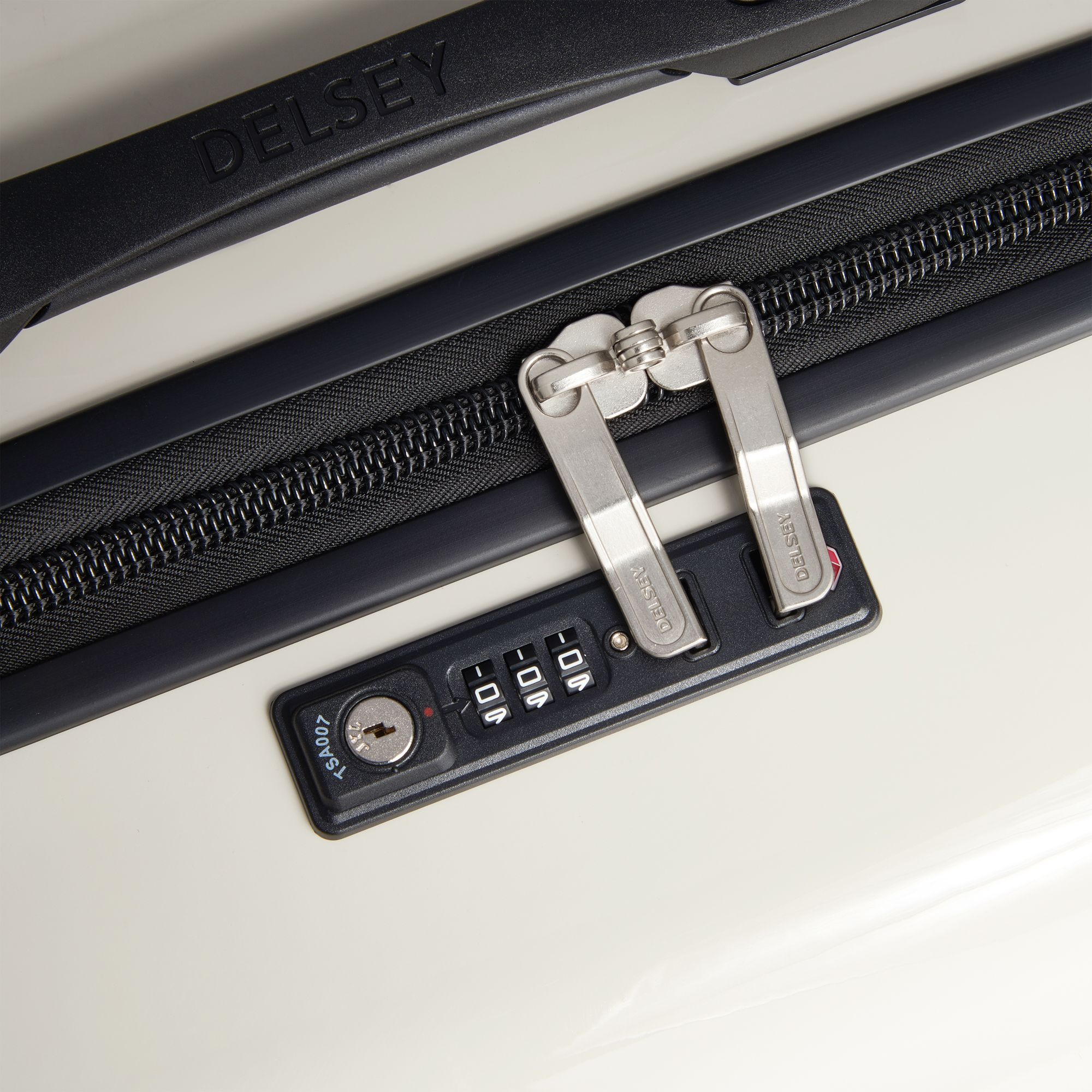 Cruise 3.0 26" Spinner Trunk — Image 4