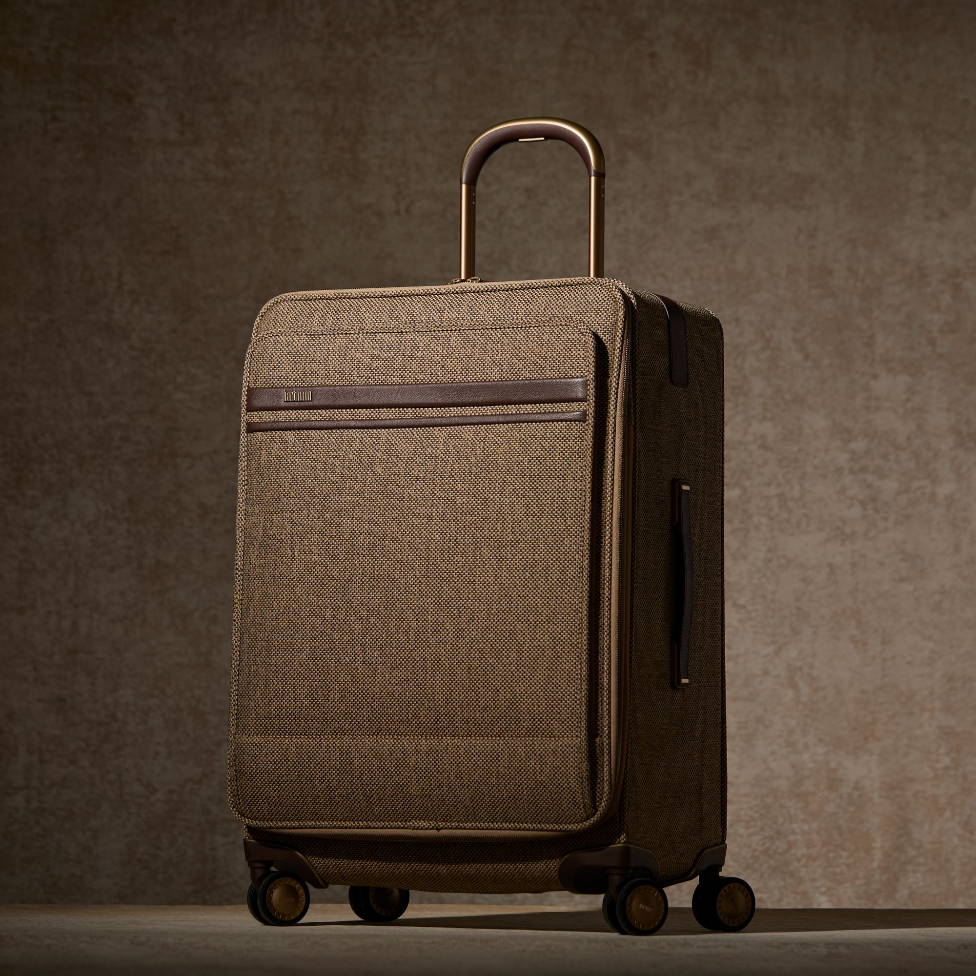 Tweed Collection Medium Journey Spinner Suitcase — Image 8