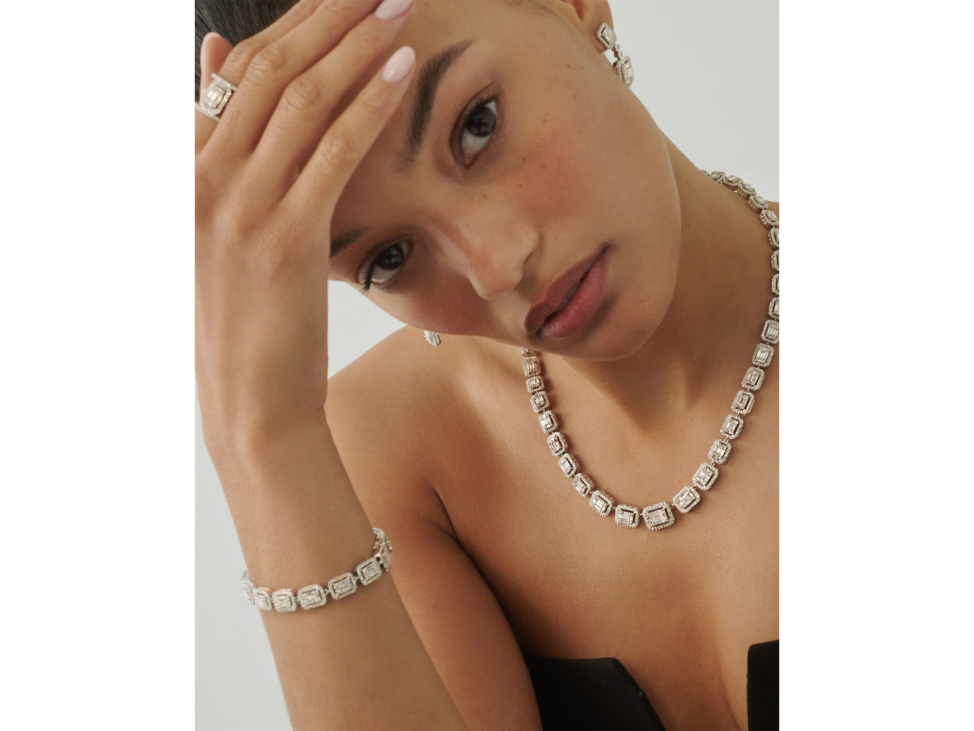 Diamond Mosaic Statement Necklace in 14K White Gold, 10.0 tcw — Image 6