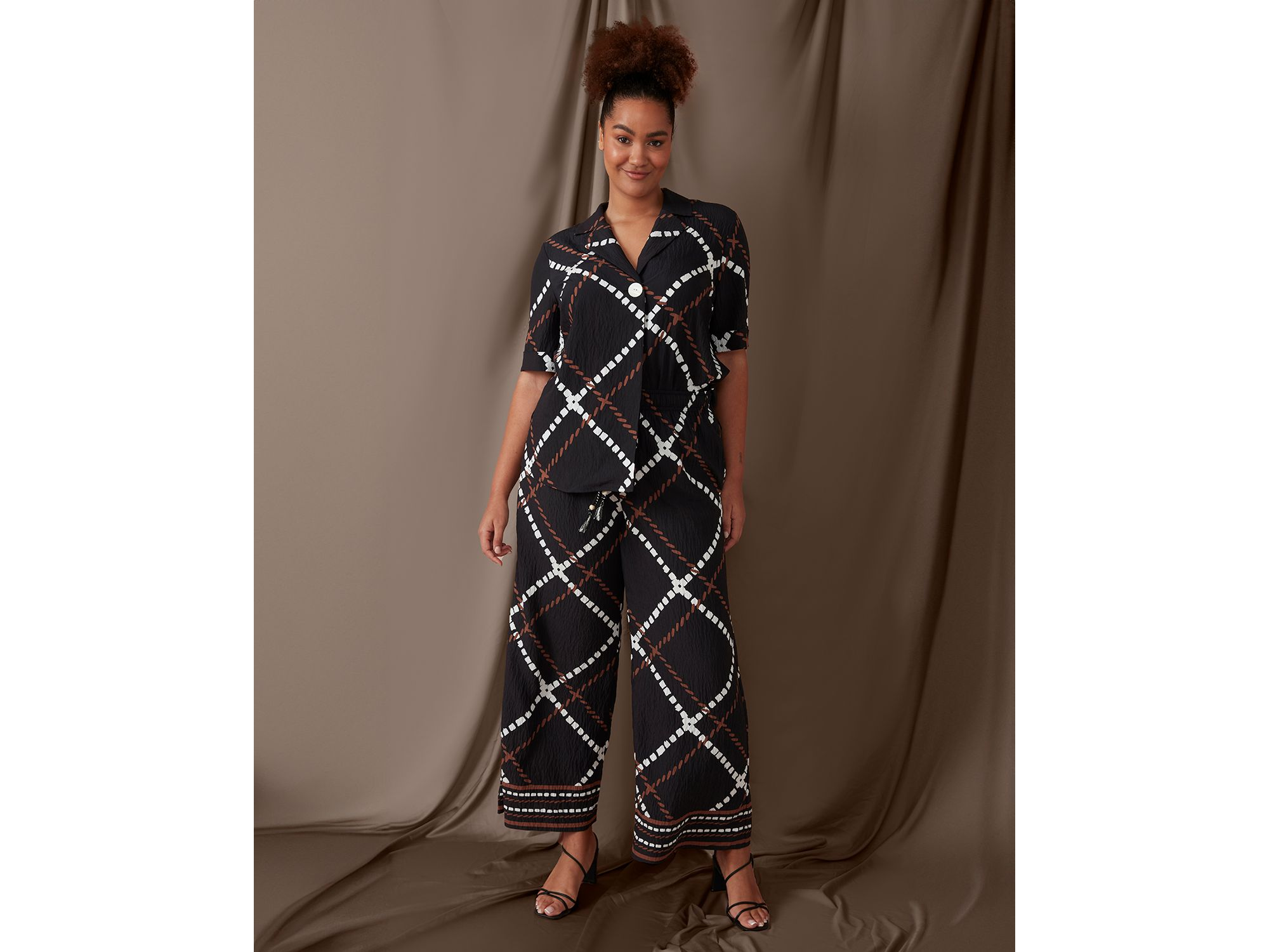 Marine Resort Pants — Image 3