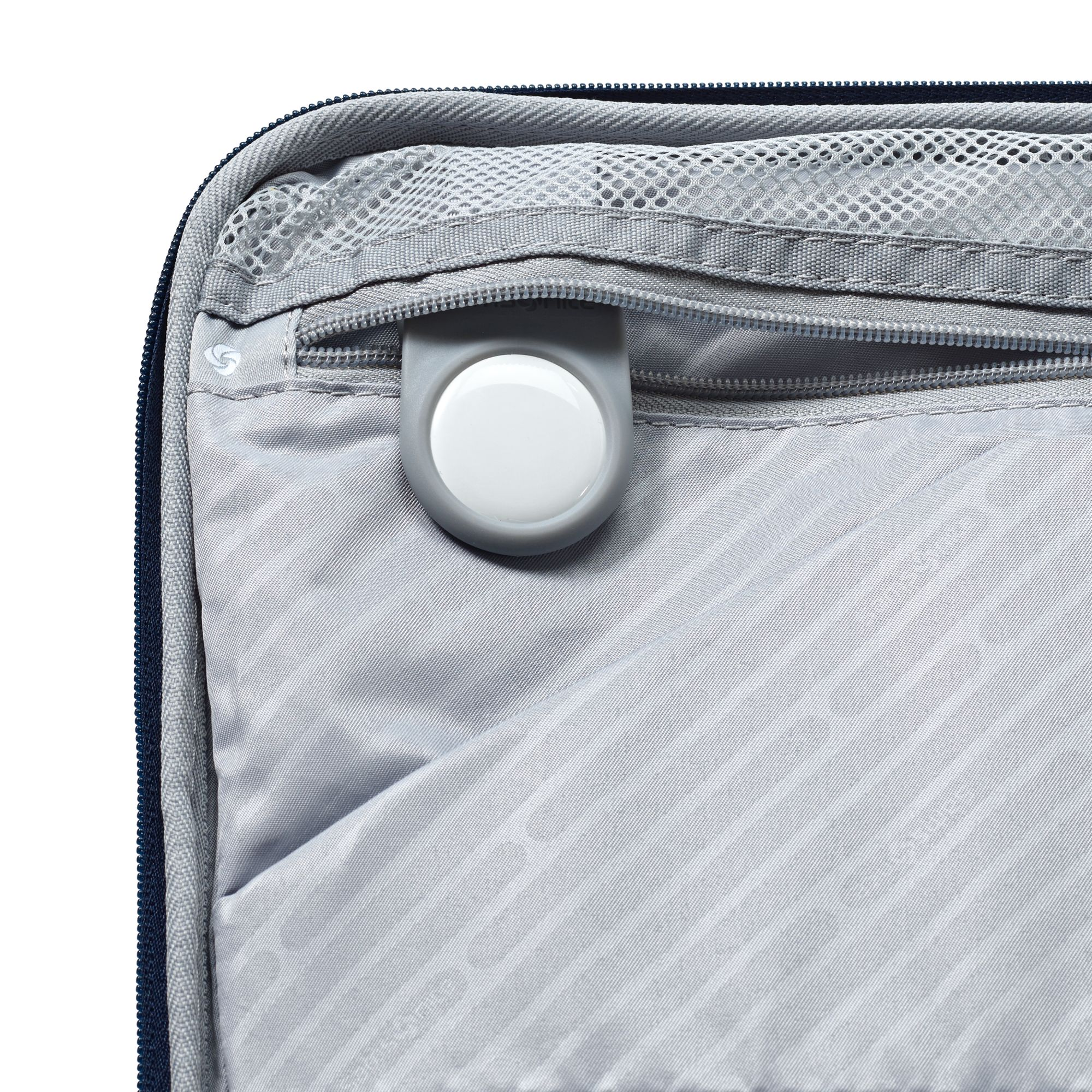 Paralux Global Expandable Spinner Carry On Suitcase — Image 4