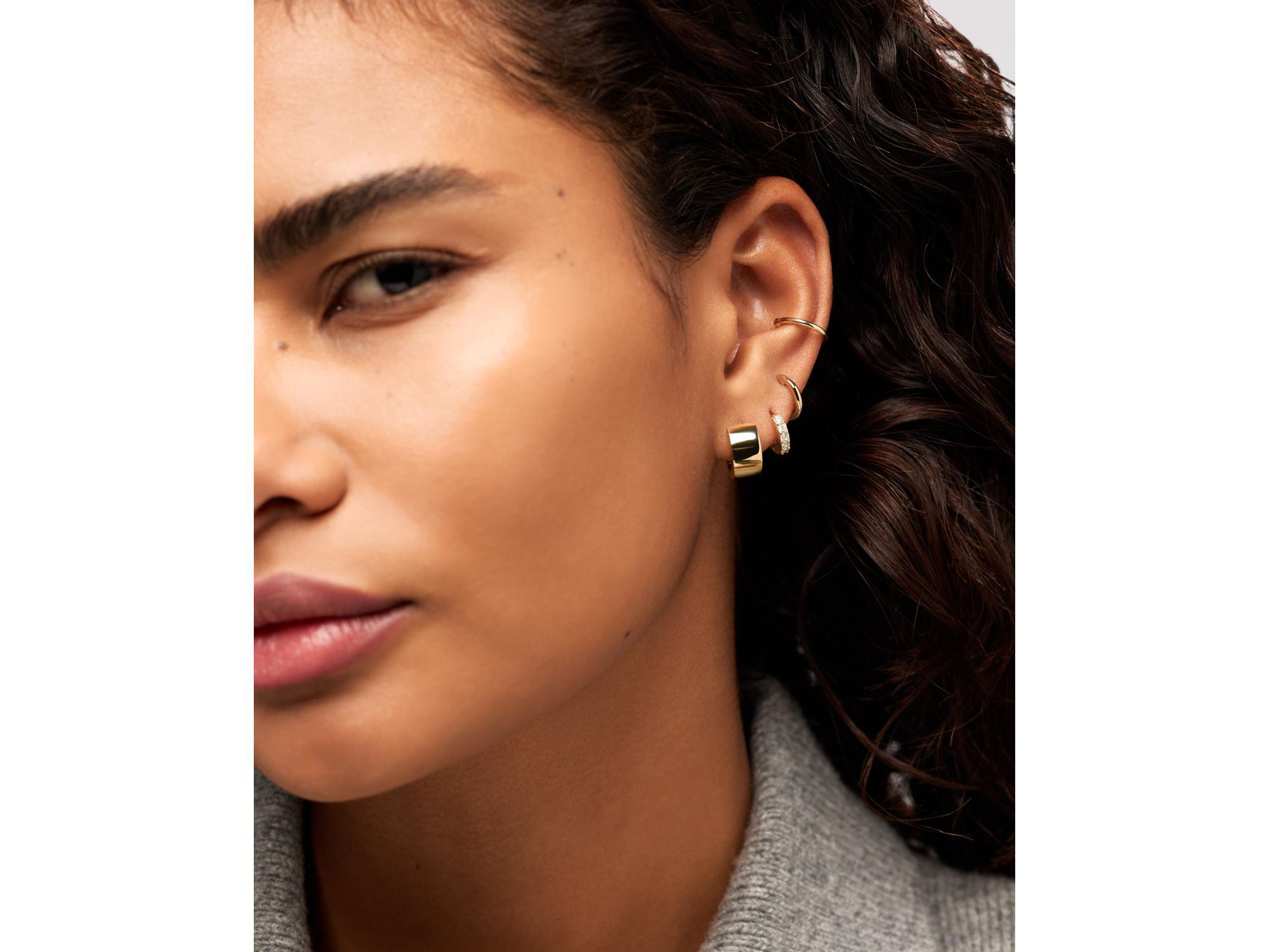 Giulia Bold Hoop Earrings — Image 3