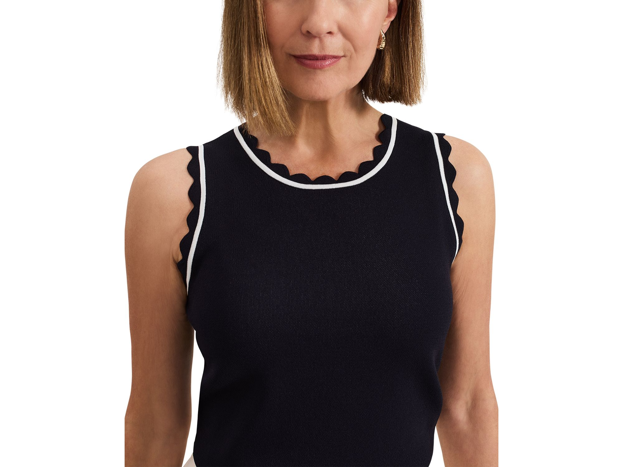 Liz Scalloped Edge Tank Top — Image 3