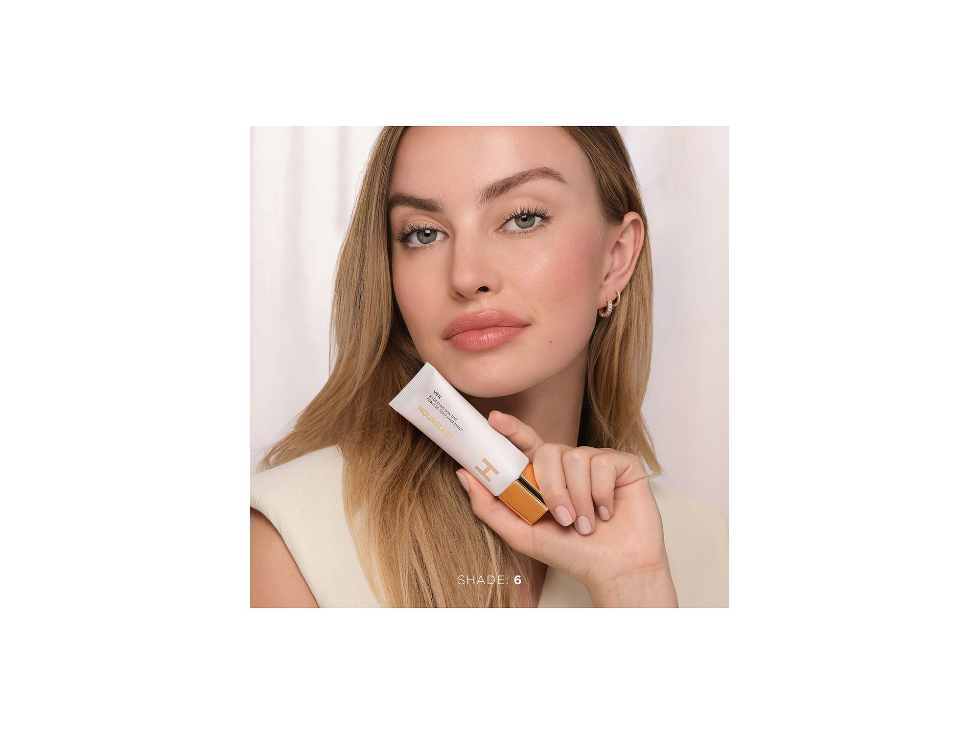 Veil Hydrating Skin Tint — Image 4