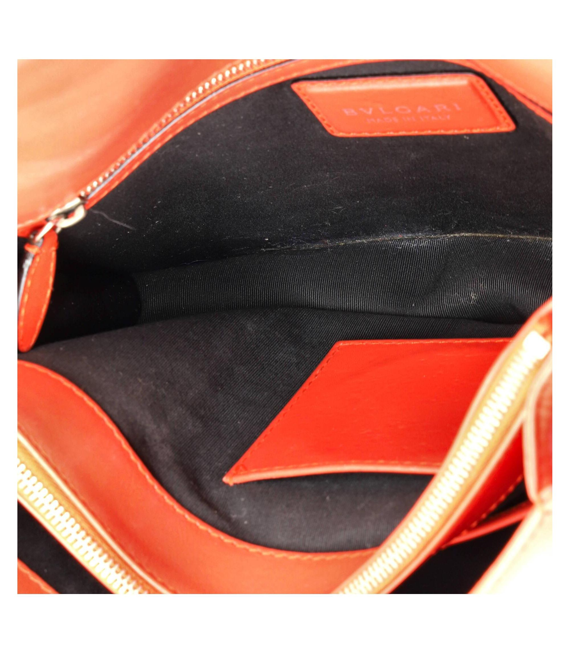 Medium Serpenti Forever Square Shoulder Bag Plisse Leather — Image 4