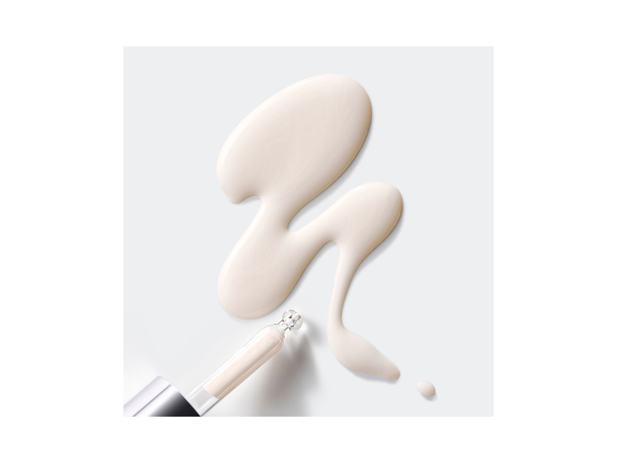 Moisture Surge Active Glow Serum with Hyaluronic Acid — Image 12