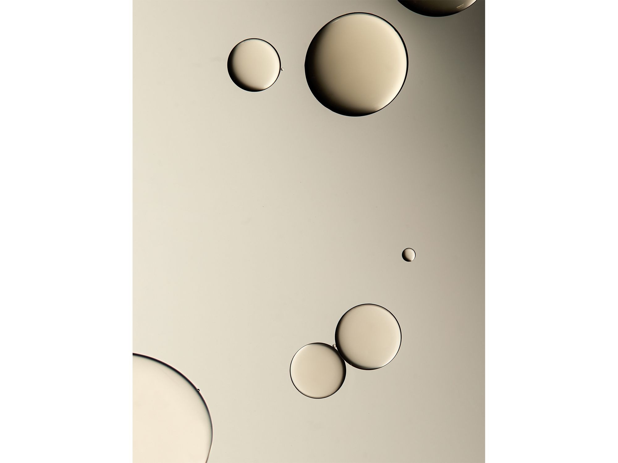Queen Essence 3.4 oz. — Image 7