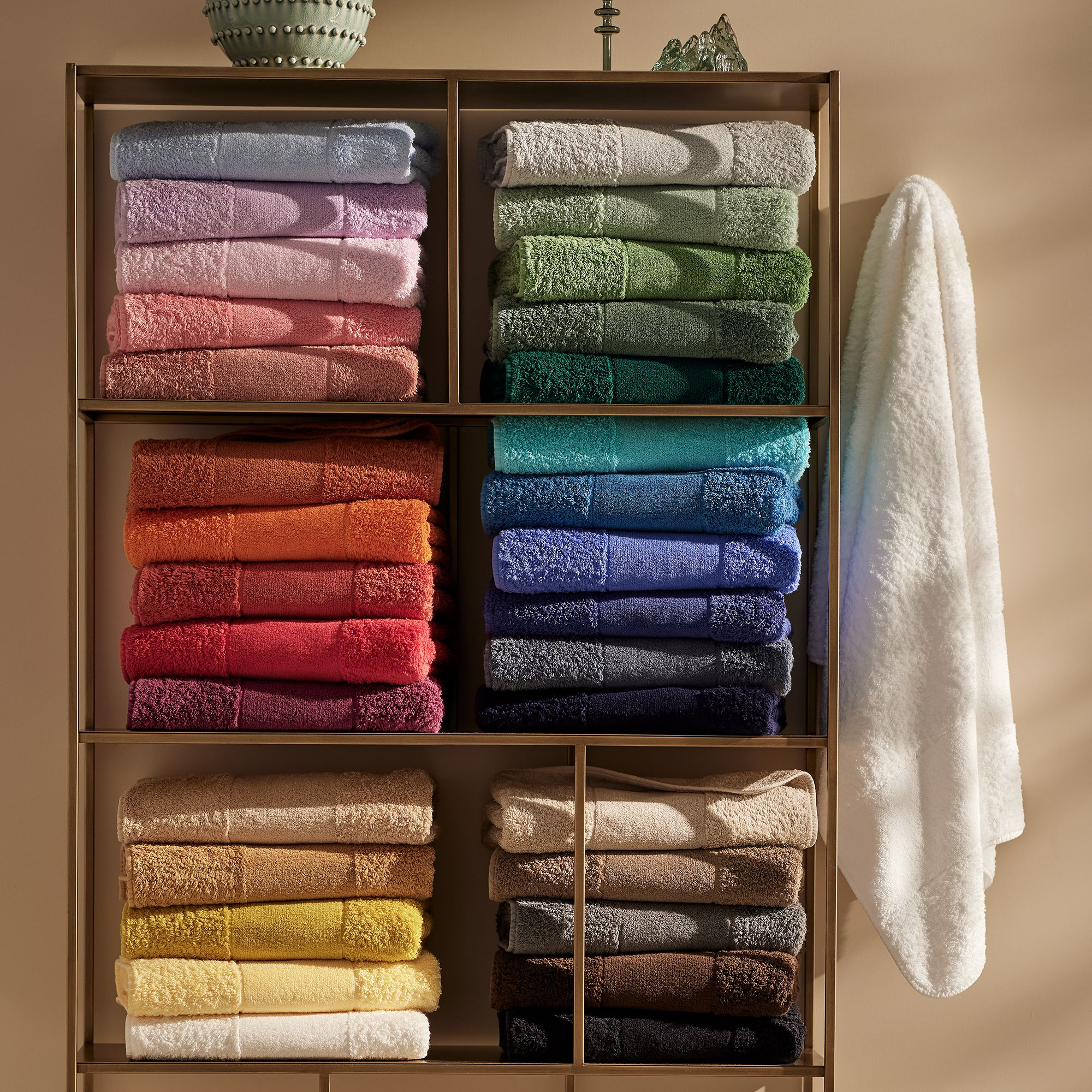Super Line Towels - Exclusive — Image 3