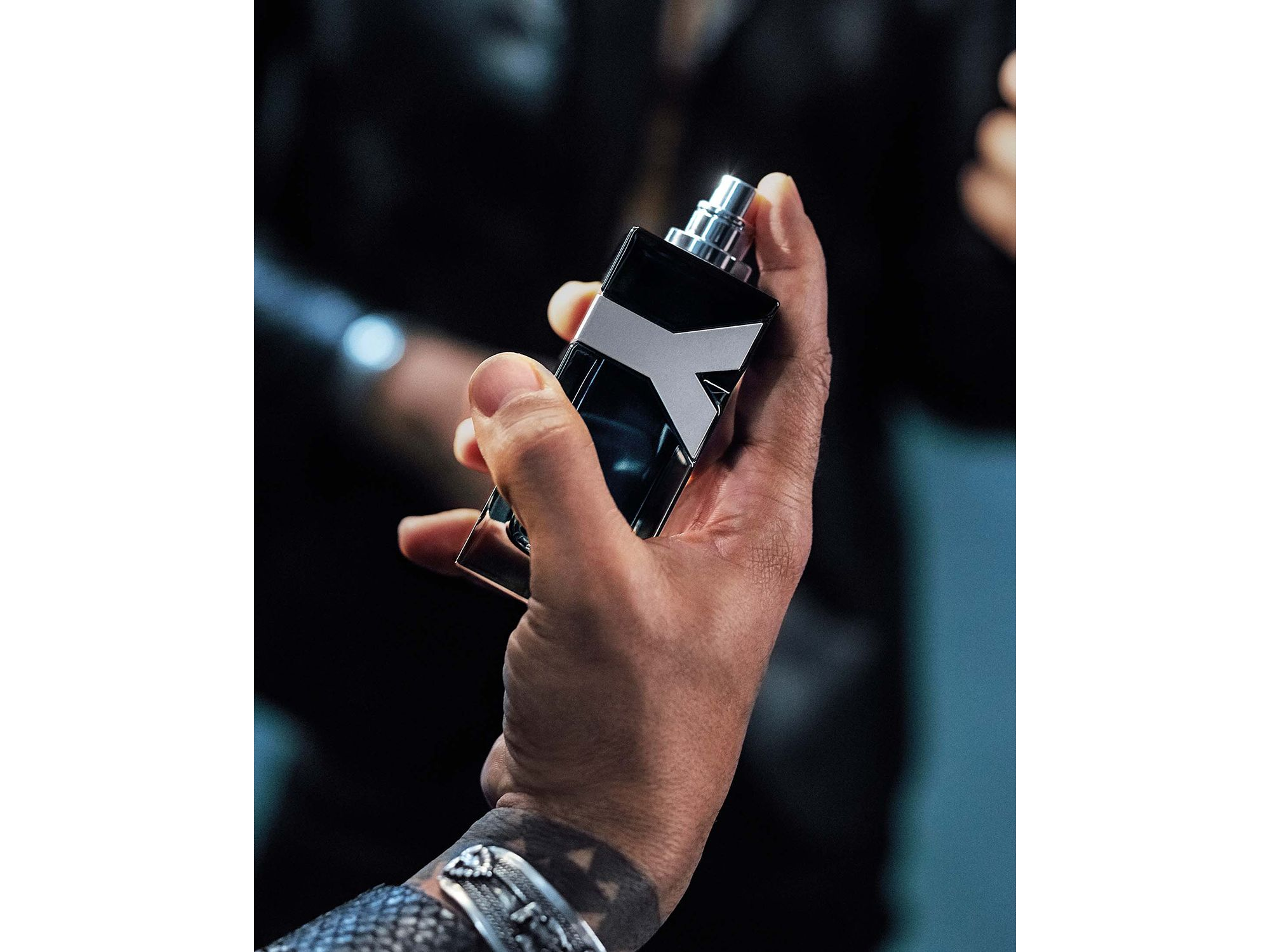 Y Eau de Parfum — Image 3