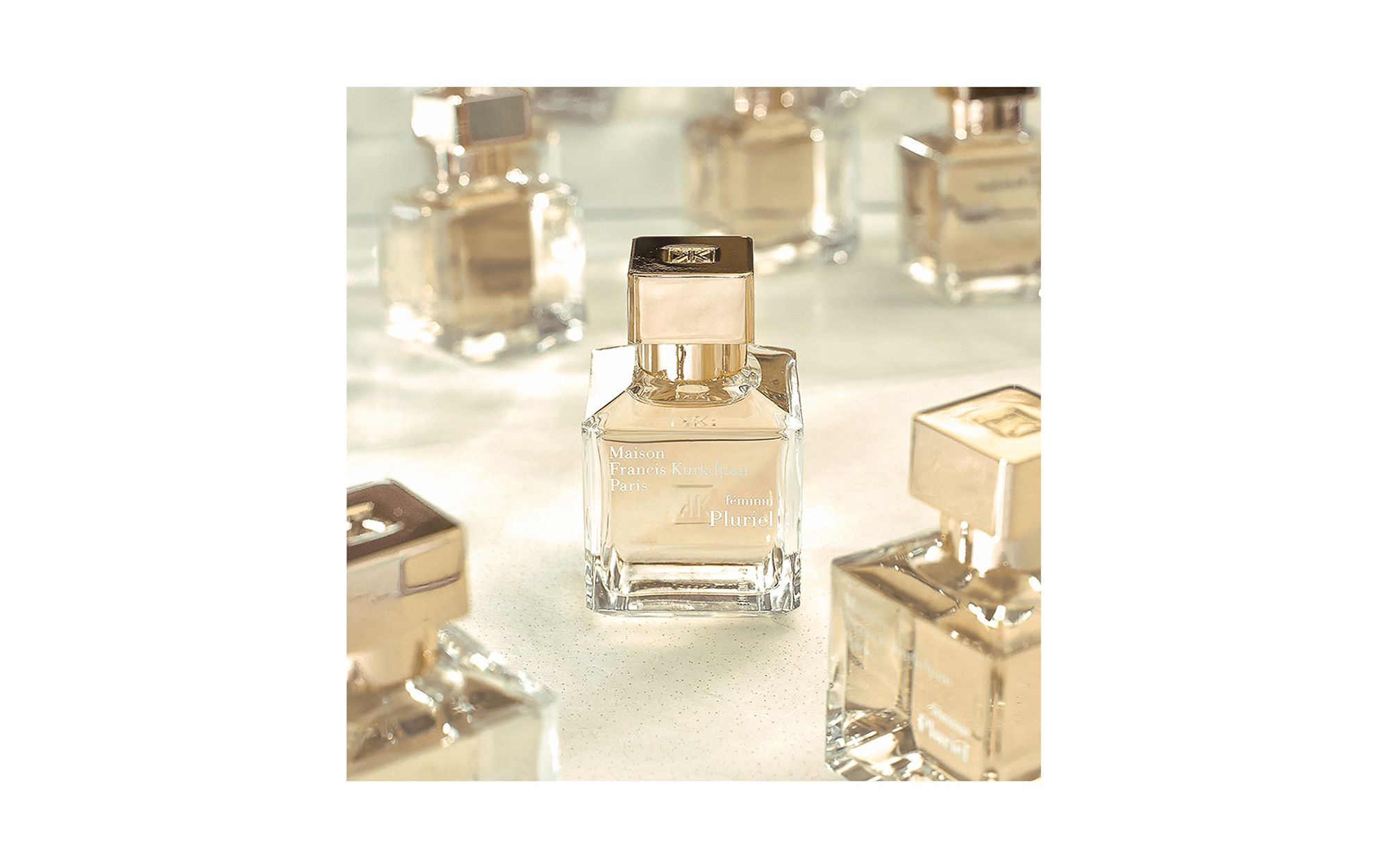 féminin Pluriel Eau de Parfum 2.4 oz. — Image 3