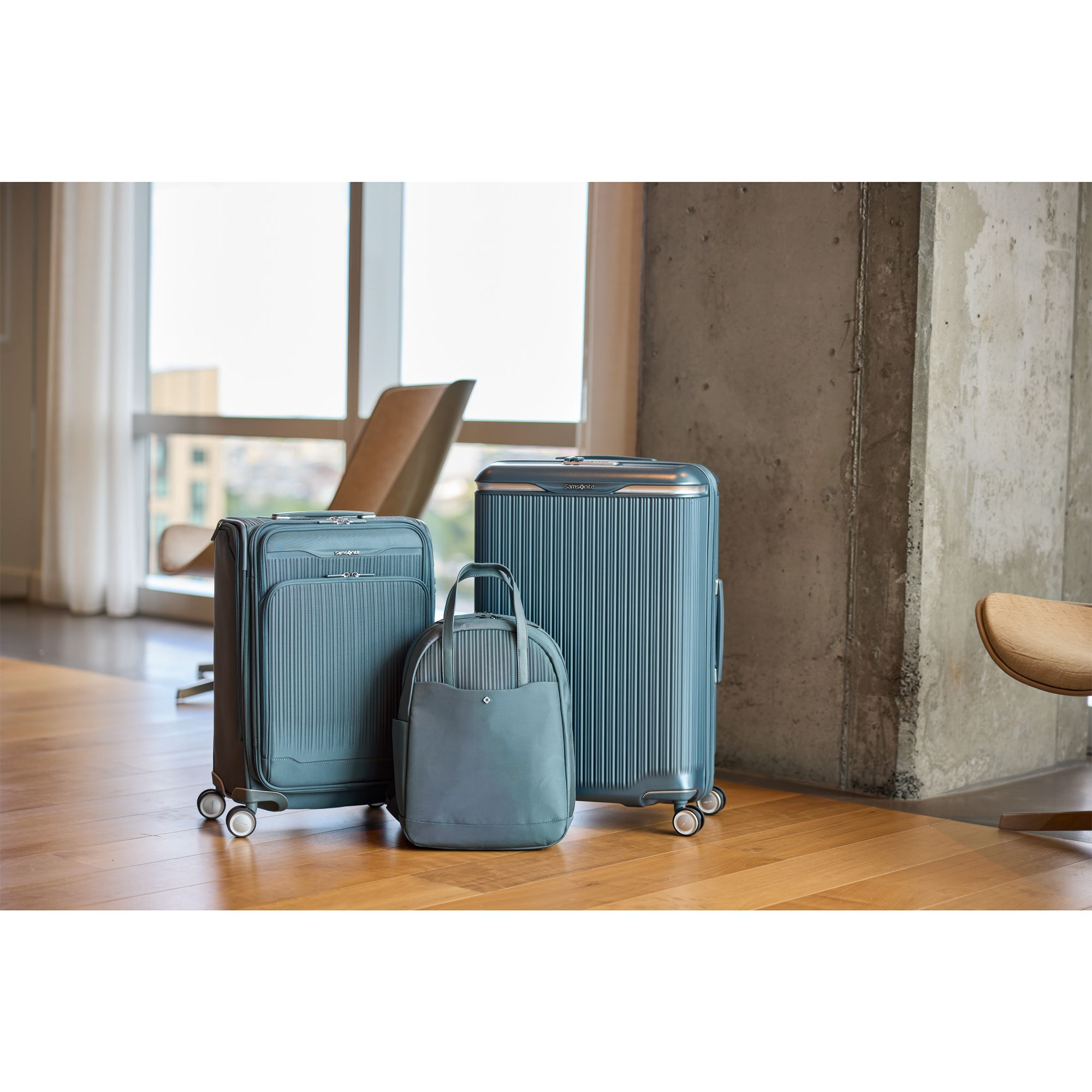 Silhouette 18 Hardside Medium Spinner Suitcase — Image 4