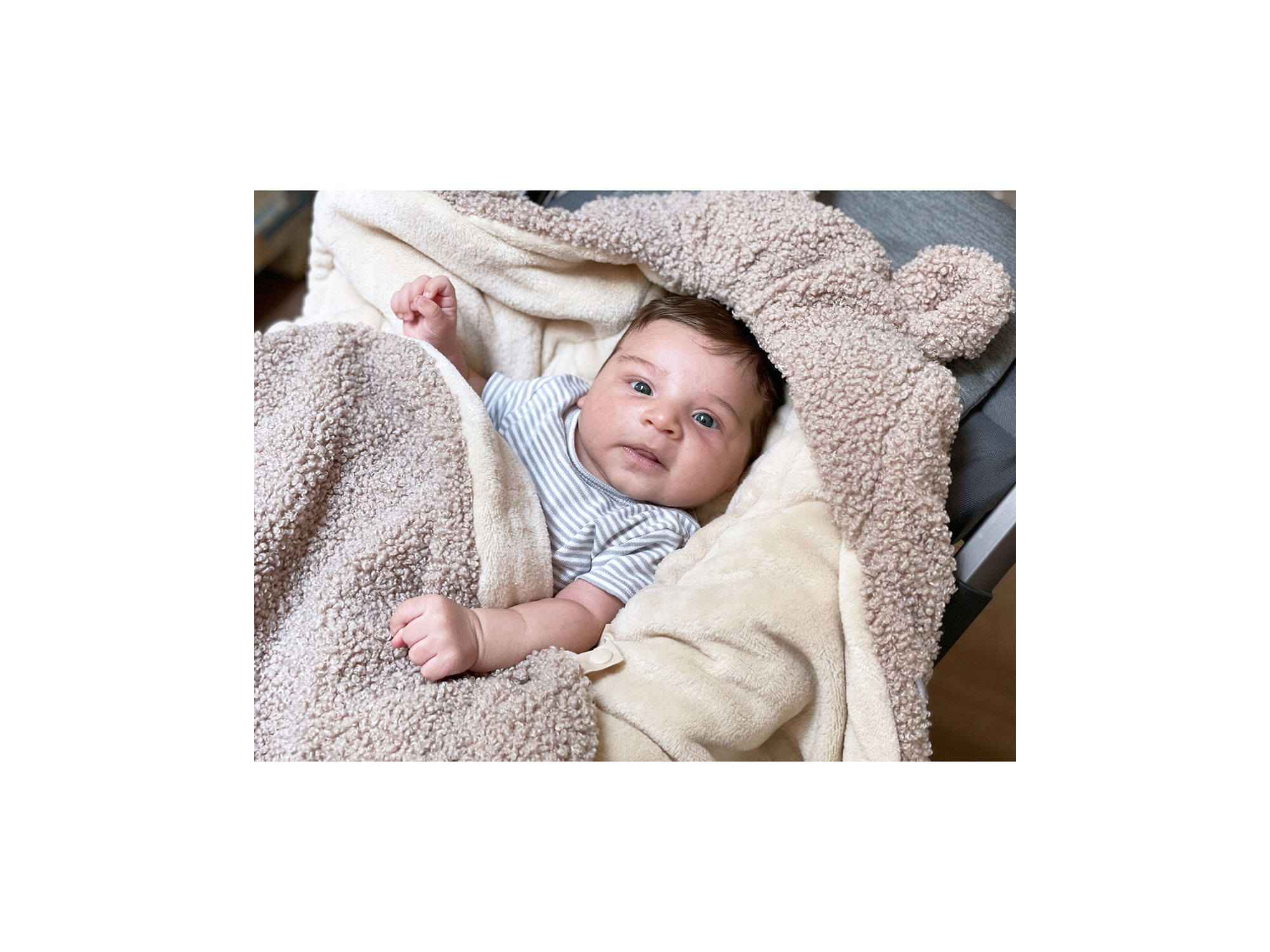 Nido Teddy Infant Wrap — Image 4