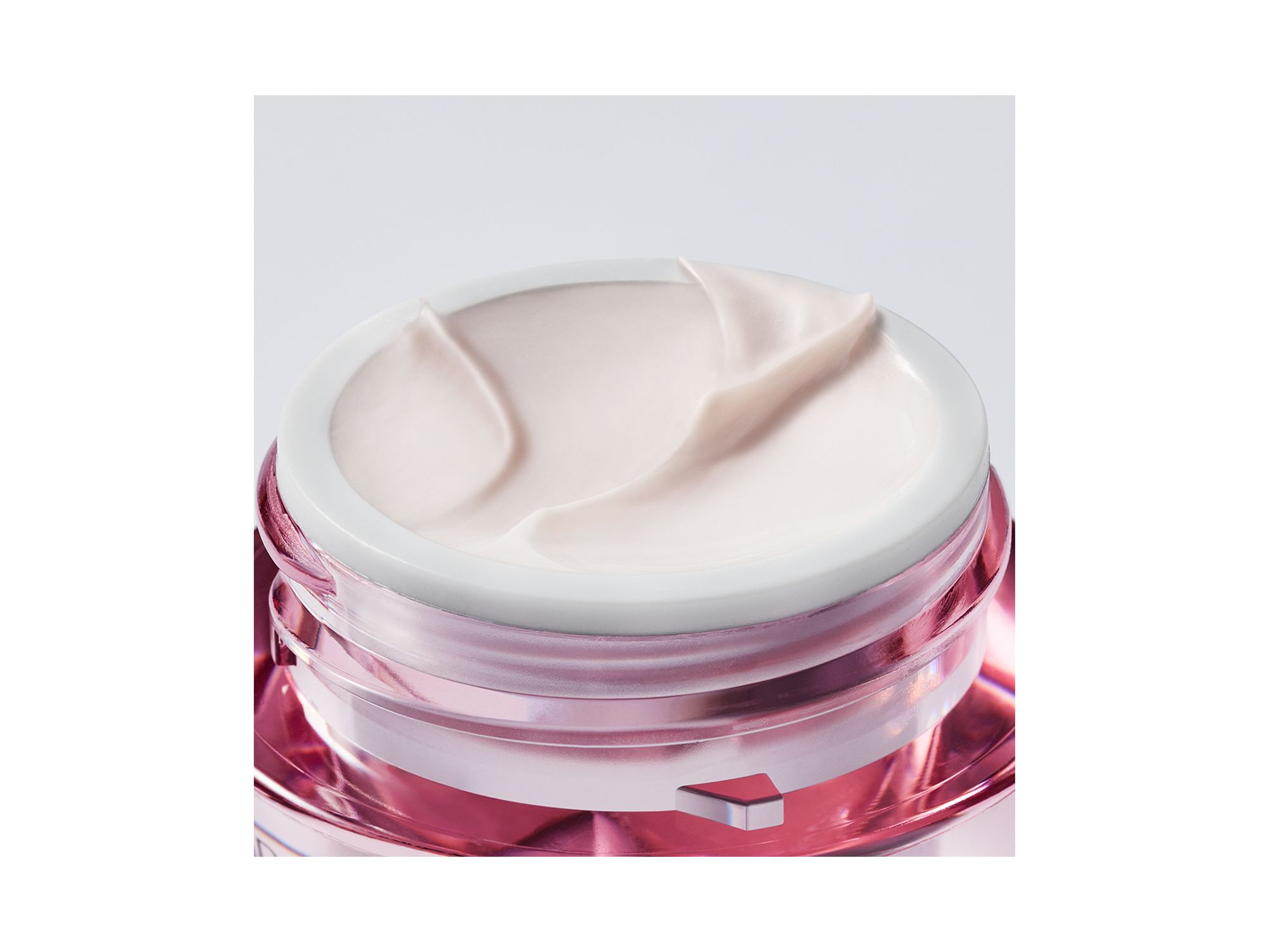 Resilience Multi-Effect Tri-Peptide Eye Creme 0.5 oz. — Image 3