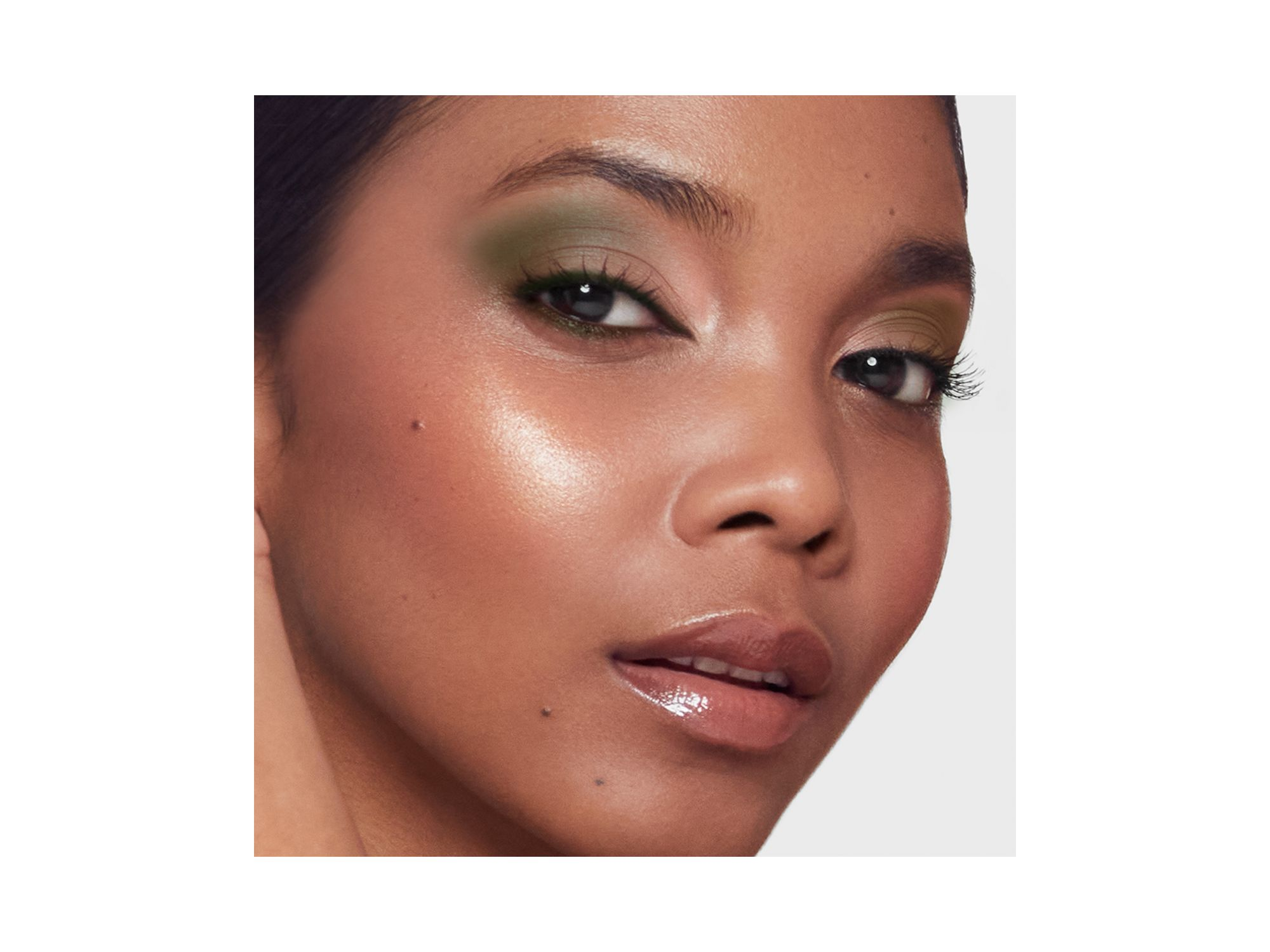 Classic Eye Shadow Refill - Lucky — Image 3