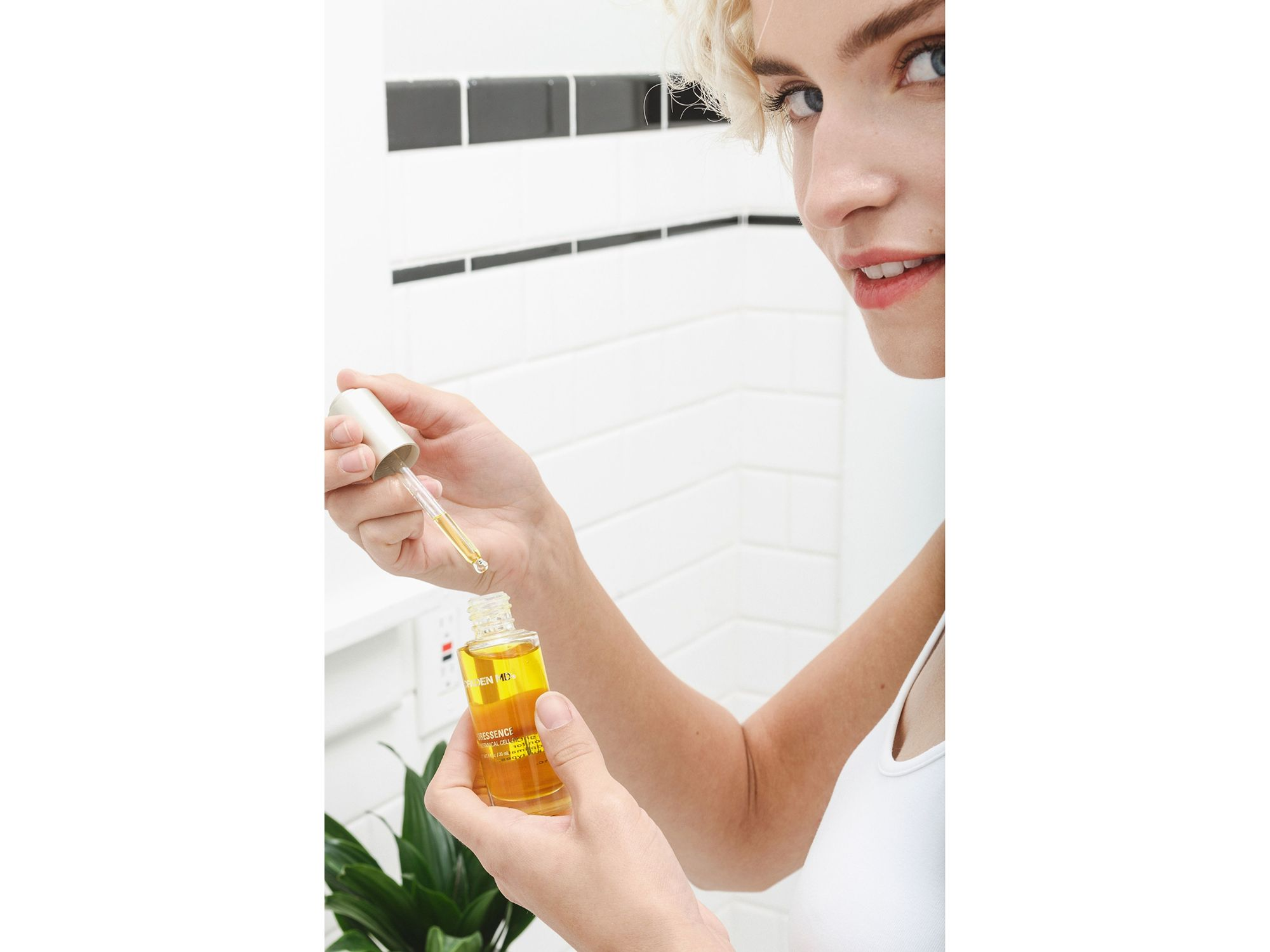 Fleuressence Native Botanical Cell Oil 1.02 oz. — Image 6