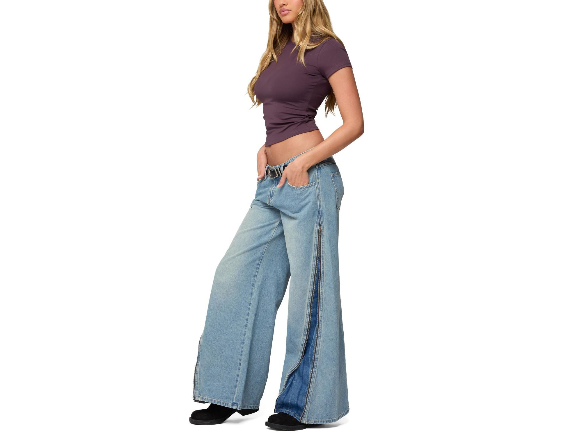 Kiarah Low Rise Bootcut Jeans in Blue Washed — Image 5