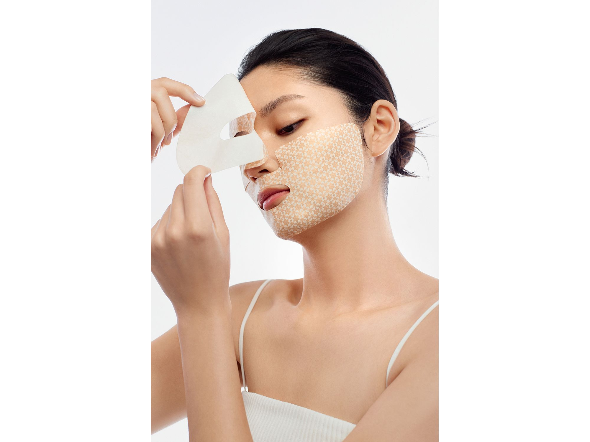 Concentrated Ginseng Renewing Sheet Masks, Pack of 5 — Image 4