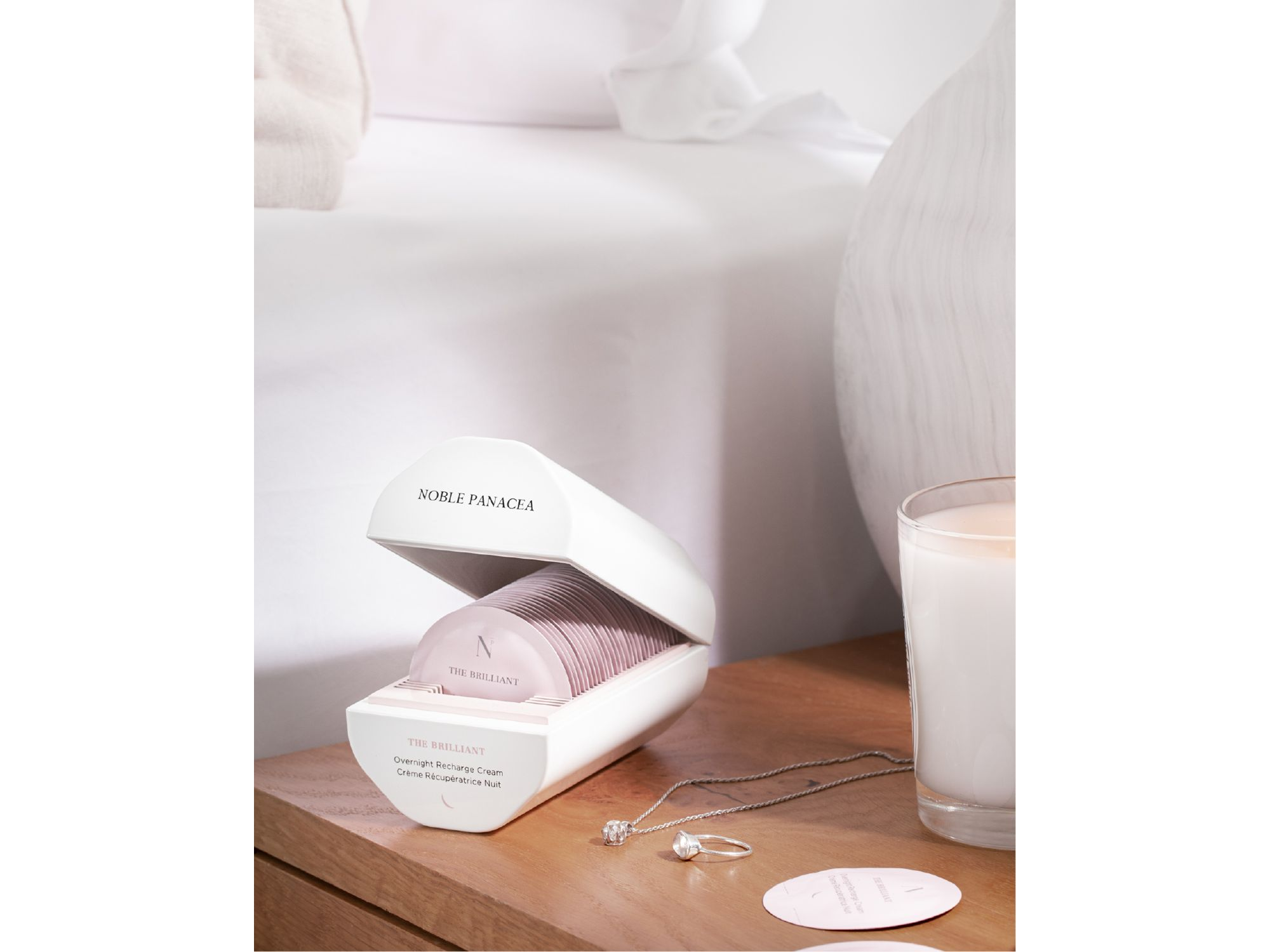 The Brilliant Overnight Recharge Cream — Image 5