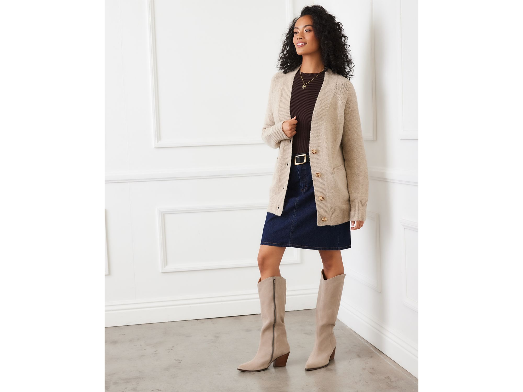 V Neck Cardigan — Image 4