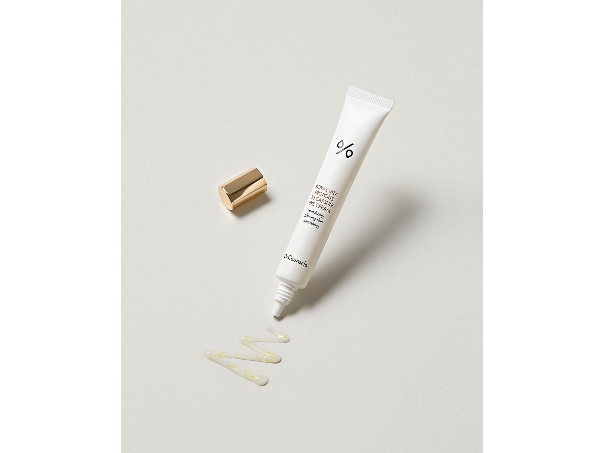 Royal Vita Propolis 33 Capsule Eye Cream — Image 6