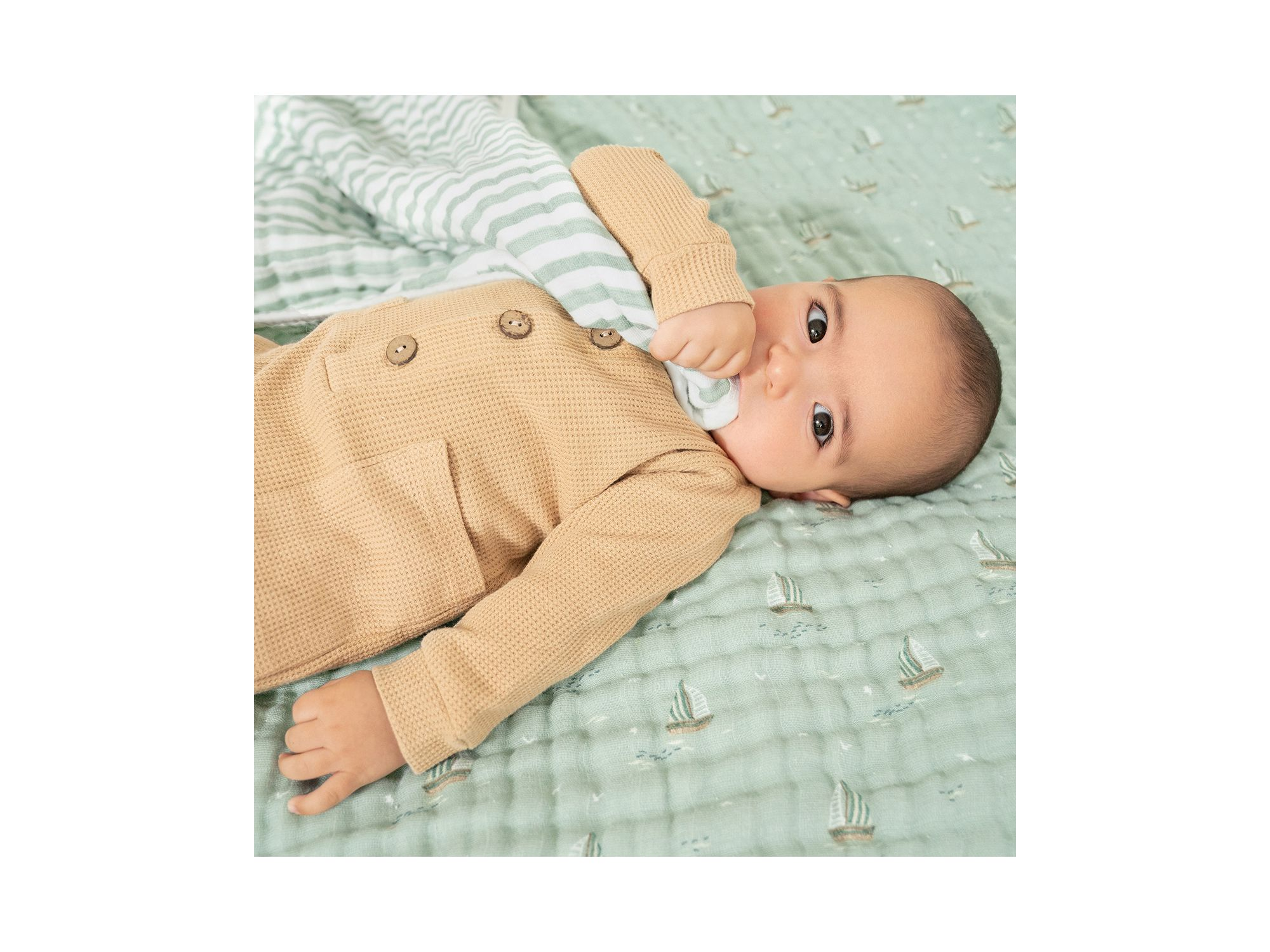 Sailing Seas Muslin Dream Blanket — Image 3