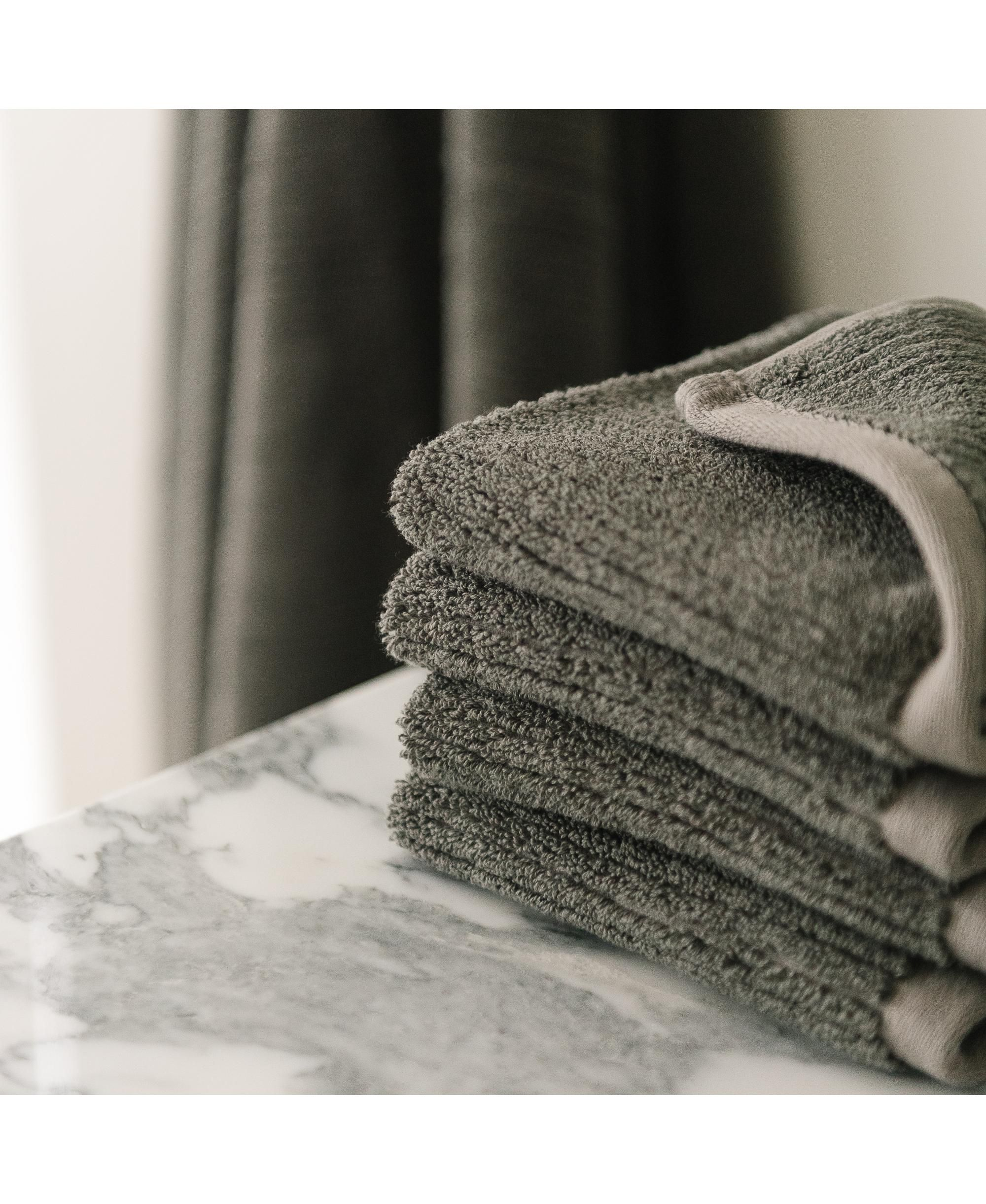 Ribbed Terry Washcloths, Set of 4 — Image 3