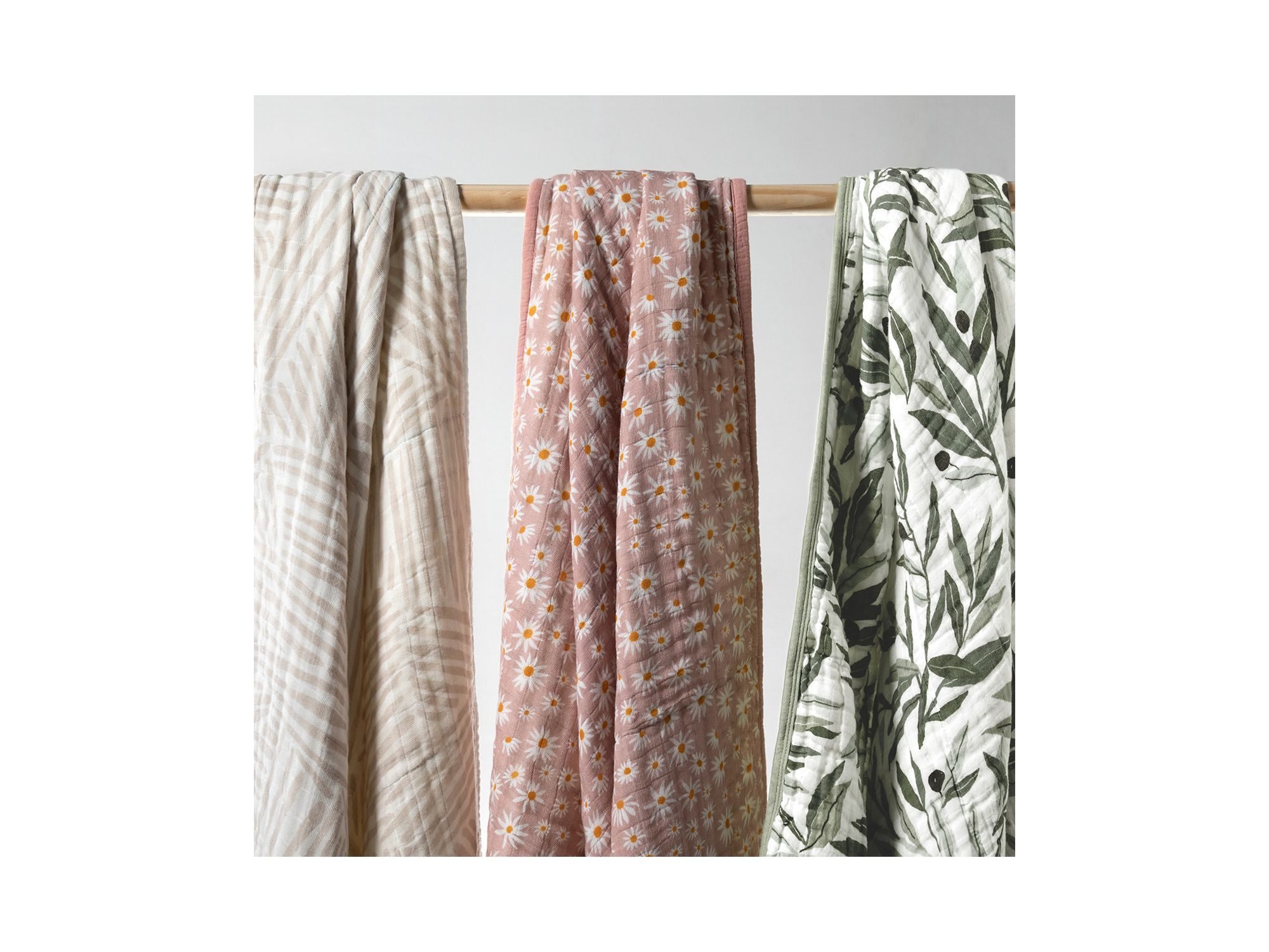 Quilt in 3 Layer GOTS Certified Organic Muslin Cotton — Image 3