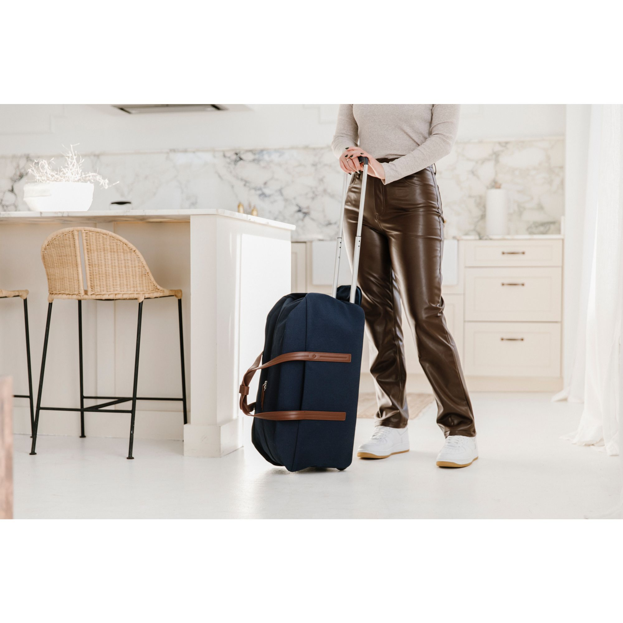 Virtuosa Wheeled Duffel — Image 13