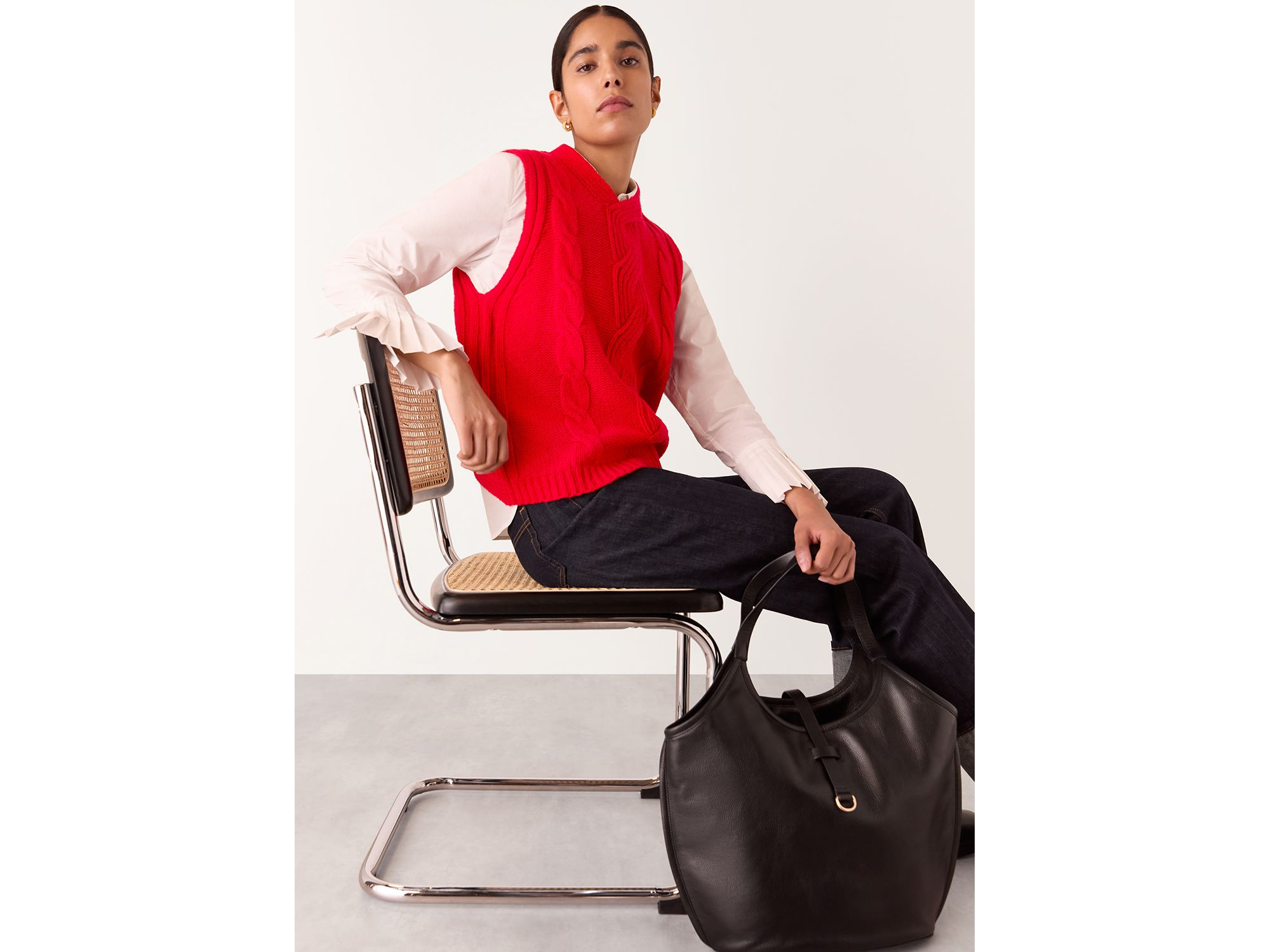 Cable Knit Sleeveless Sweater — Image 4