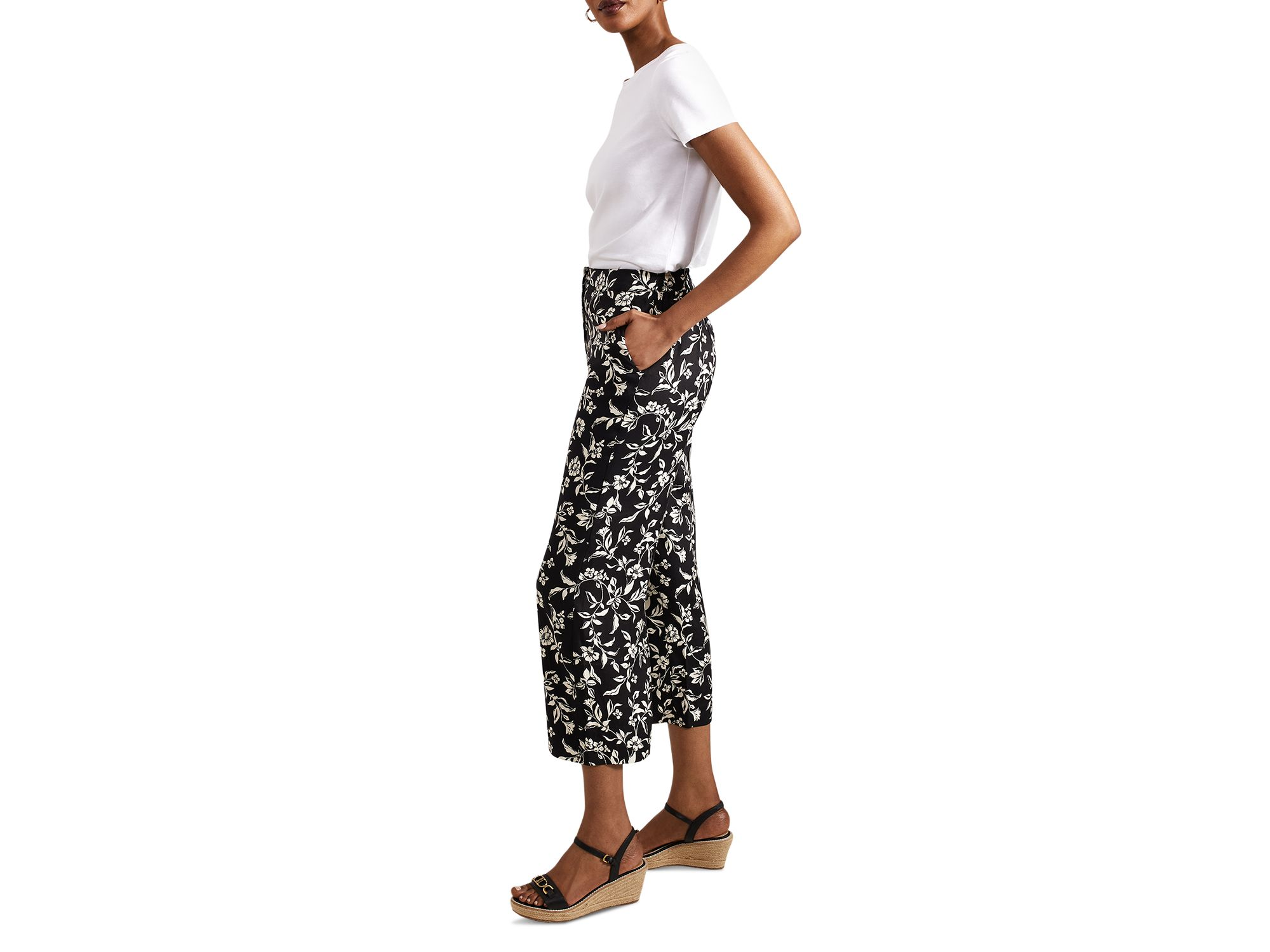 Eve Cropped Pants — Image 7