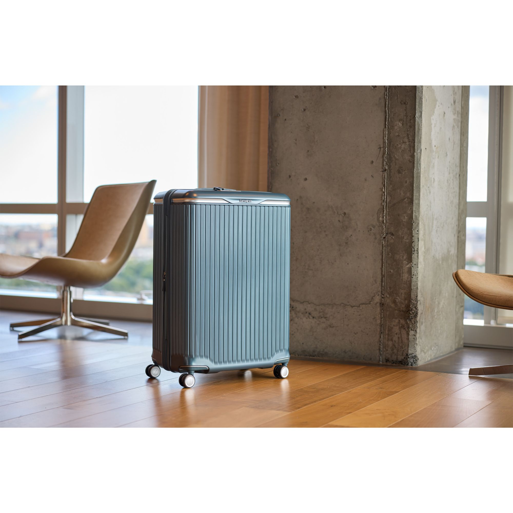 Silhouette 18 Hardside Medium Spinner Suitcase — Image 6