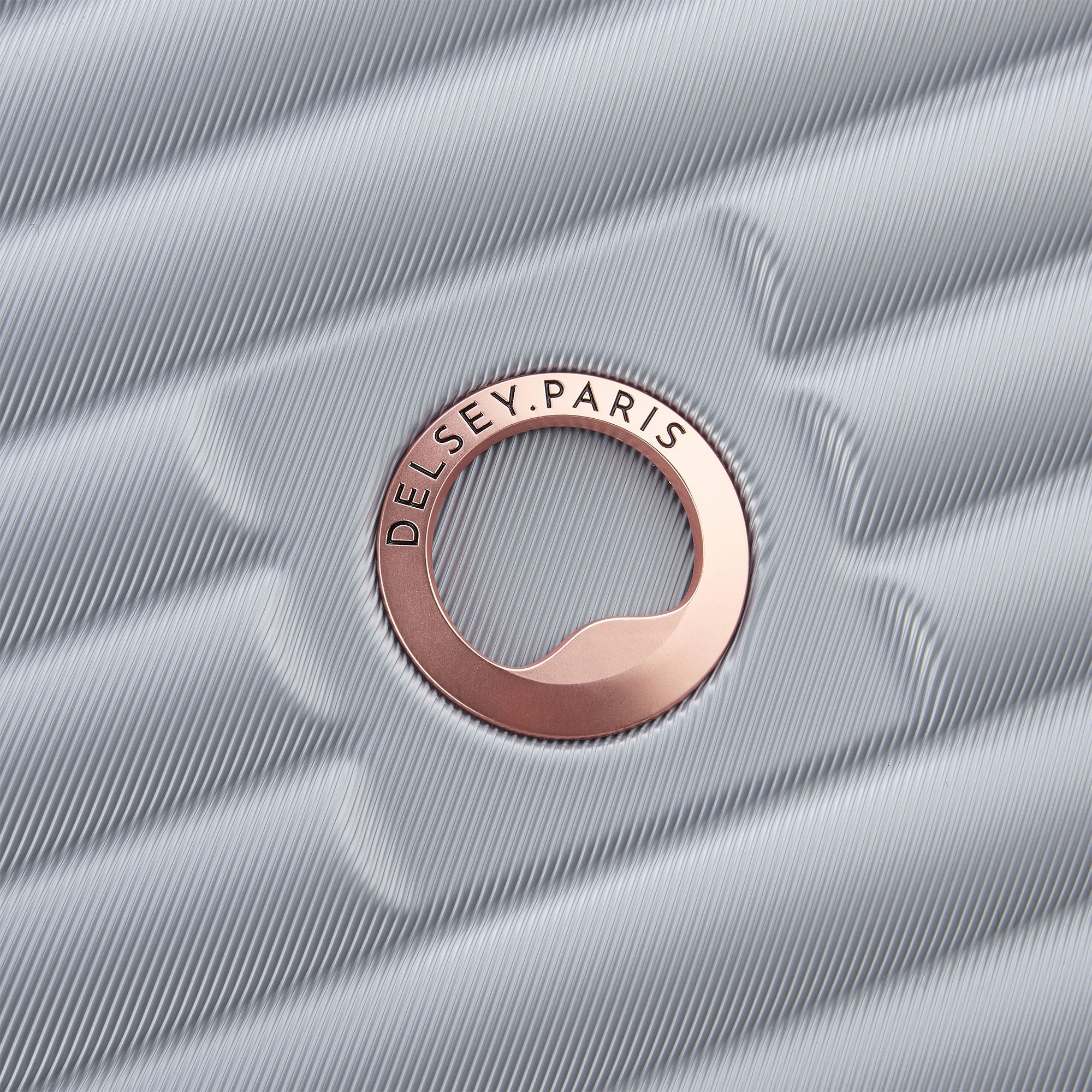 Cruise 3.0 24" Expandable Spinner Suitcase — Image 4