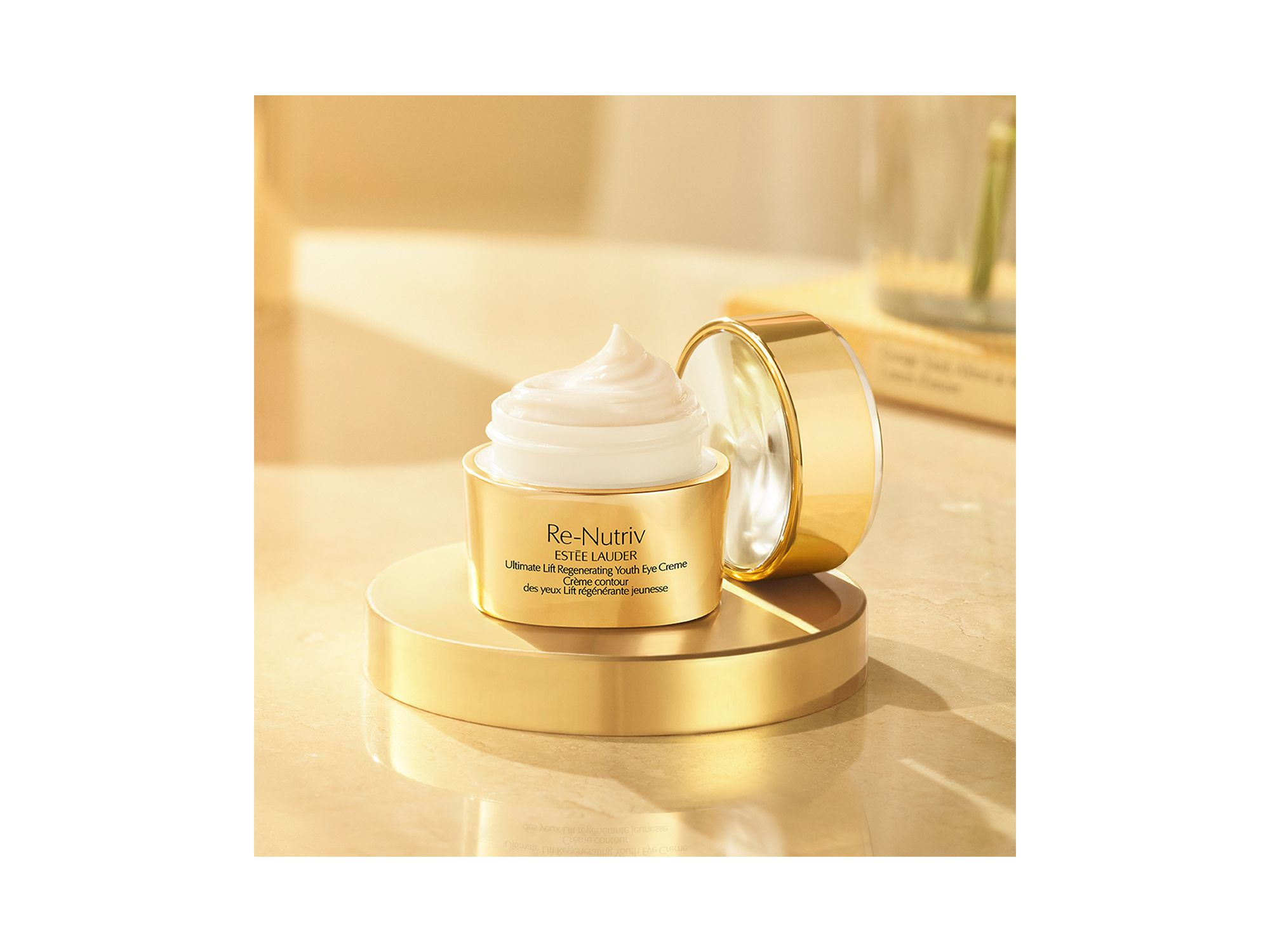 Re-Nutriv Ultimate Lift Regenerating Youth Eye Creme 0.5 oz. — Image 6