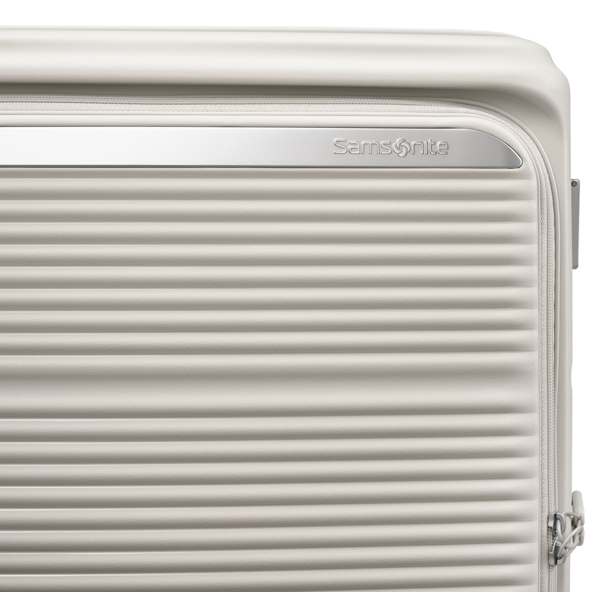 Paralux Hardside Medium Expandable Spinner Suitcase — Image 6