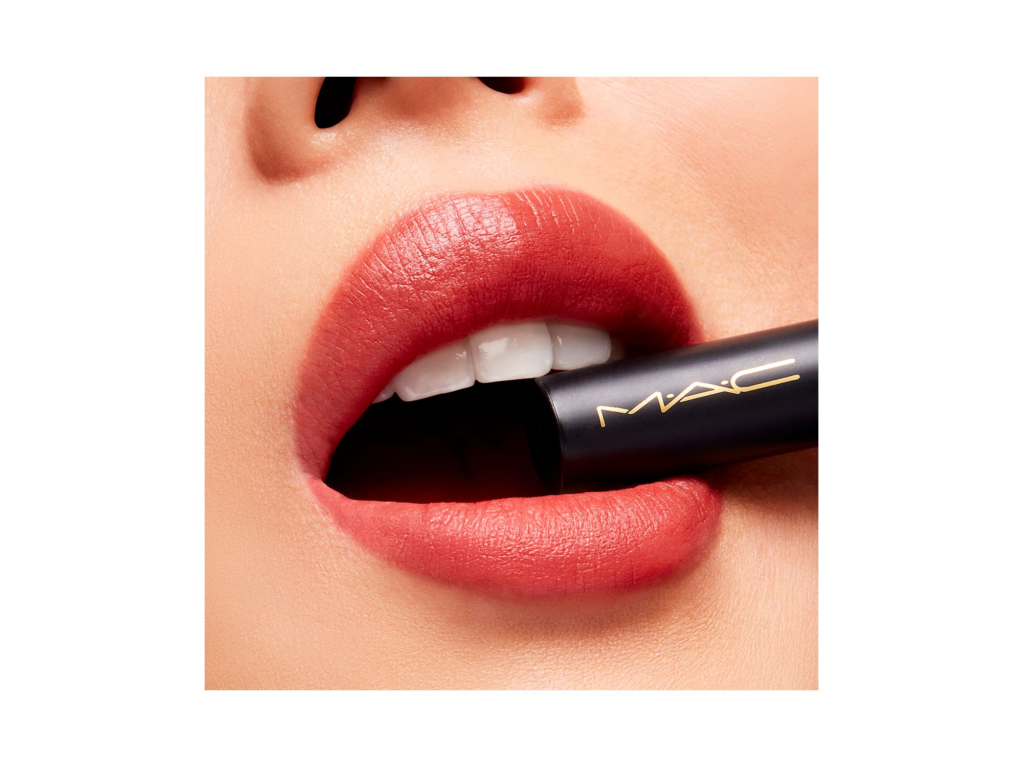 Powder Kiss Velvet Blur Slim Stick — Image 3