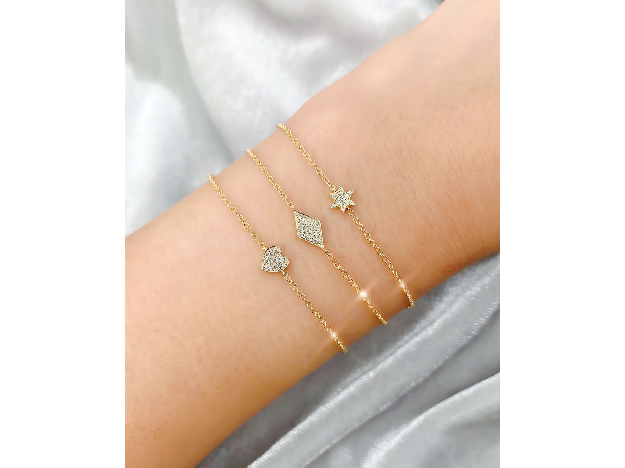 14K Yellow Gold Diamond Heart Bracelet - Exclusive — Image 3