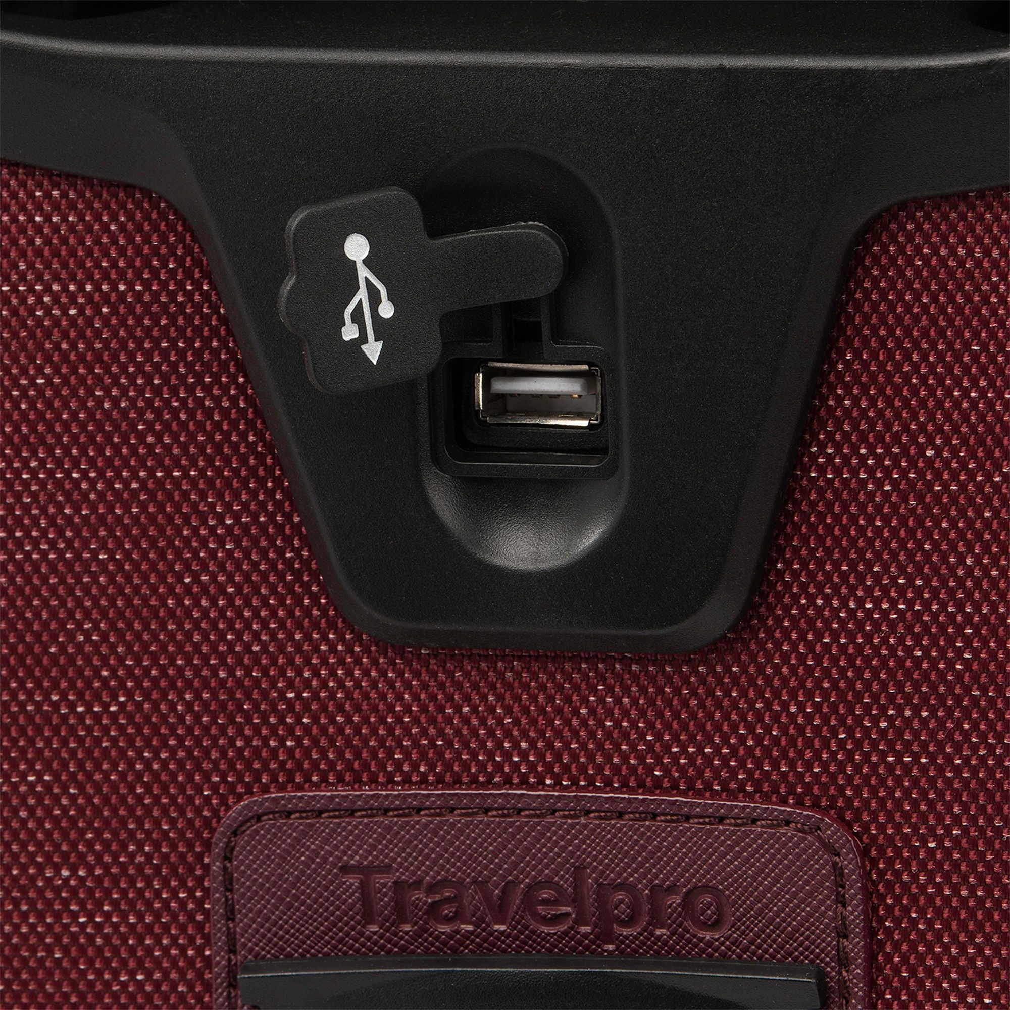 Platinum Elite 22" Expandable Carry On Rollaboard — Image 4