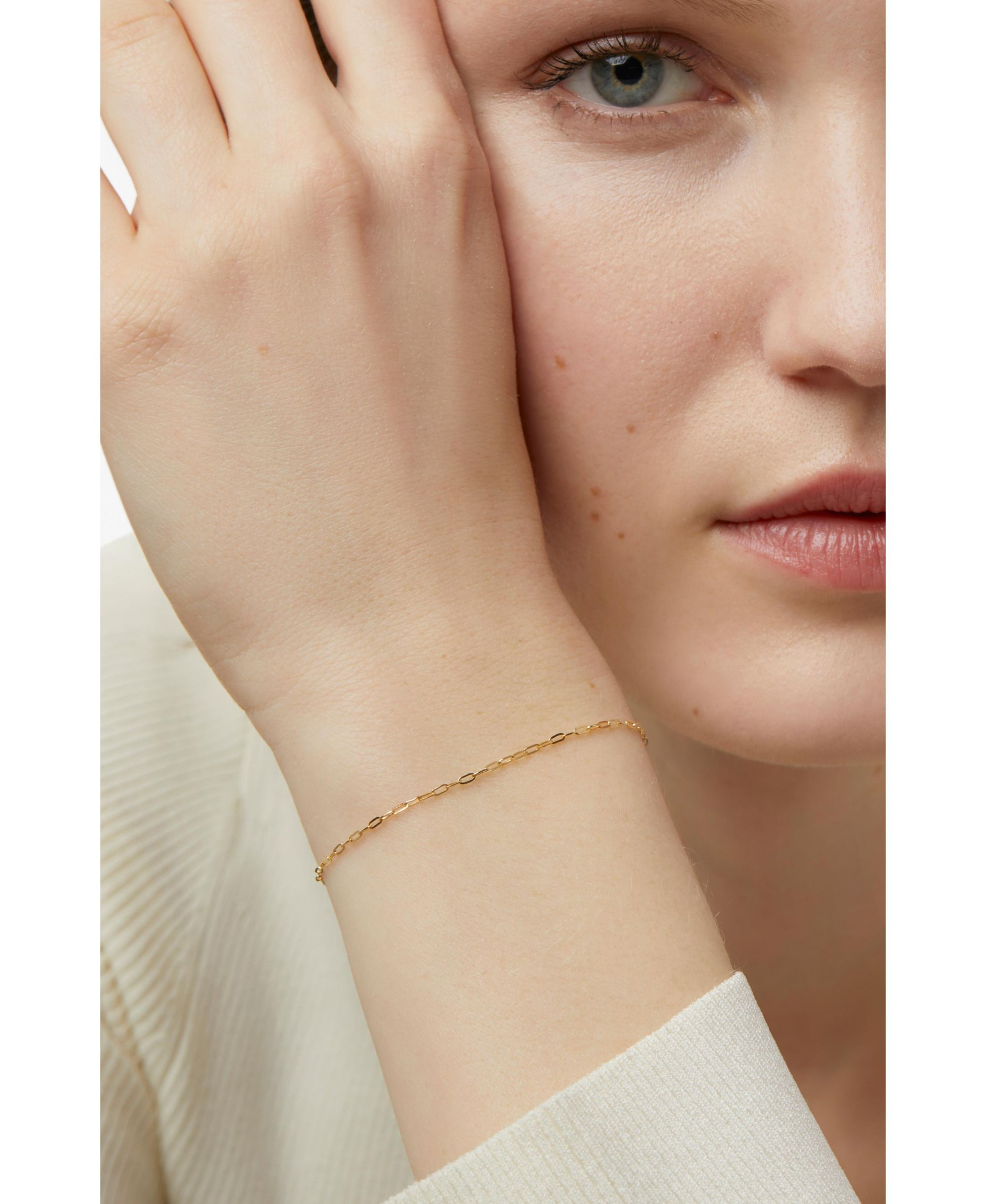 Gold Chain Paperclip Bracelet — Image 3