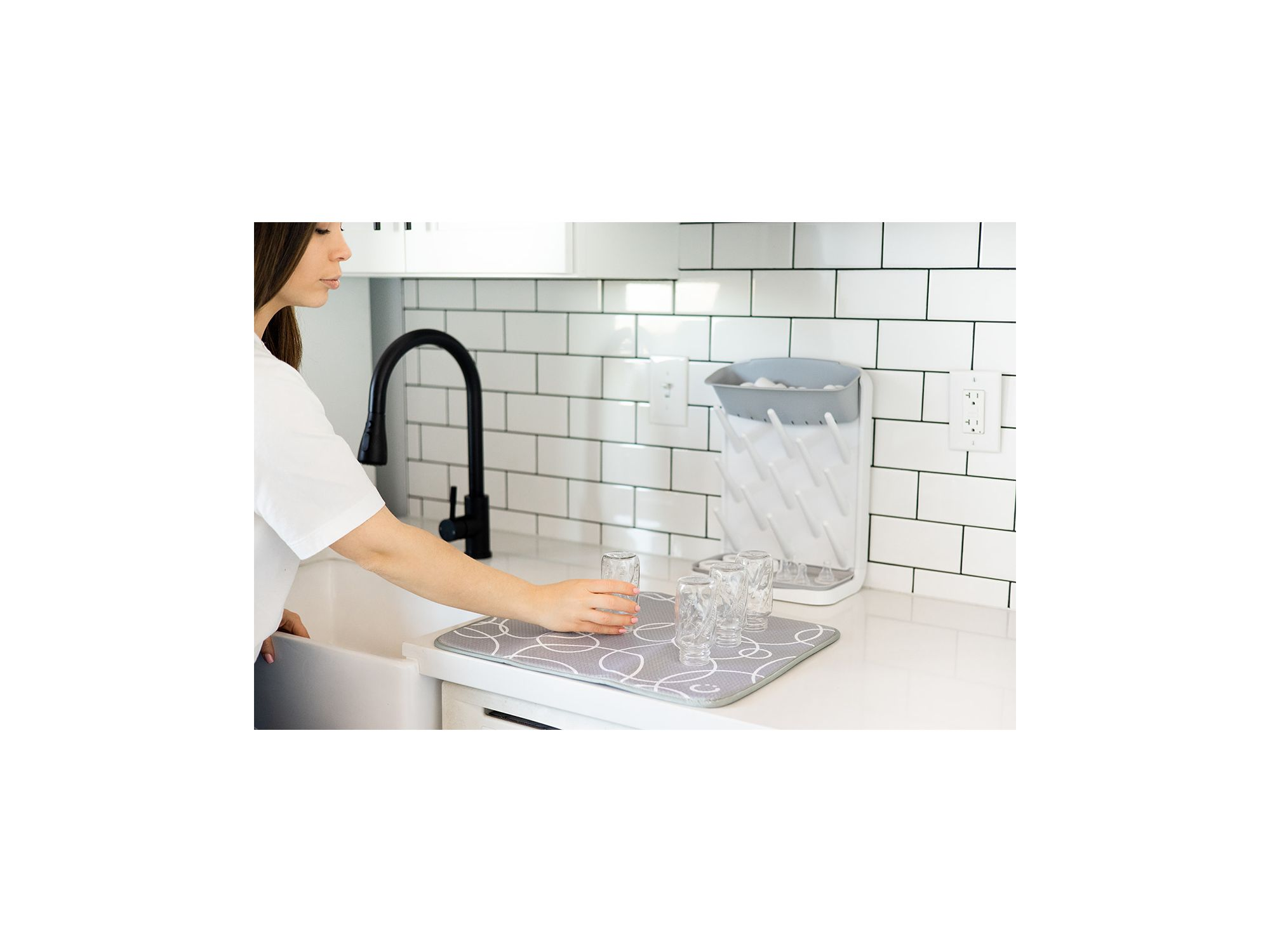 Vertical Bottle Drying Rack, Botte Brush & Microfiber Drying Mat Bundle — Image 3