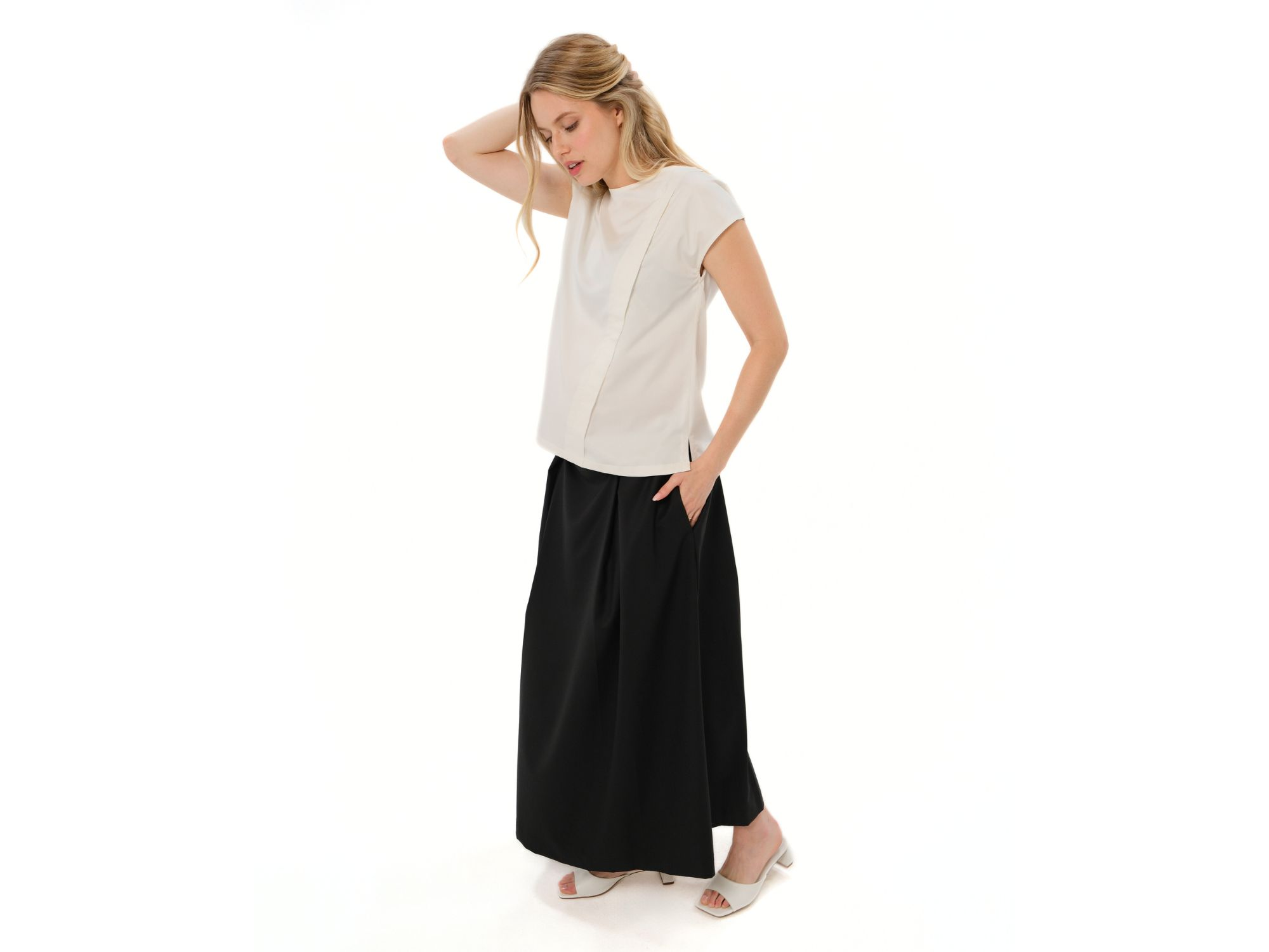 Women's Over-Under Bump Pleated Tencel Maternity Maxi Skirt — Image 6