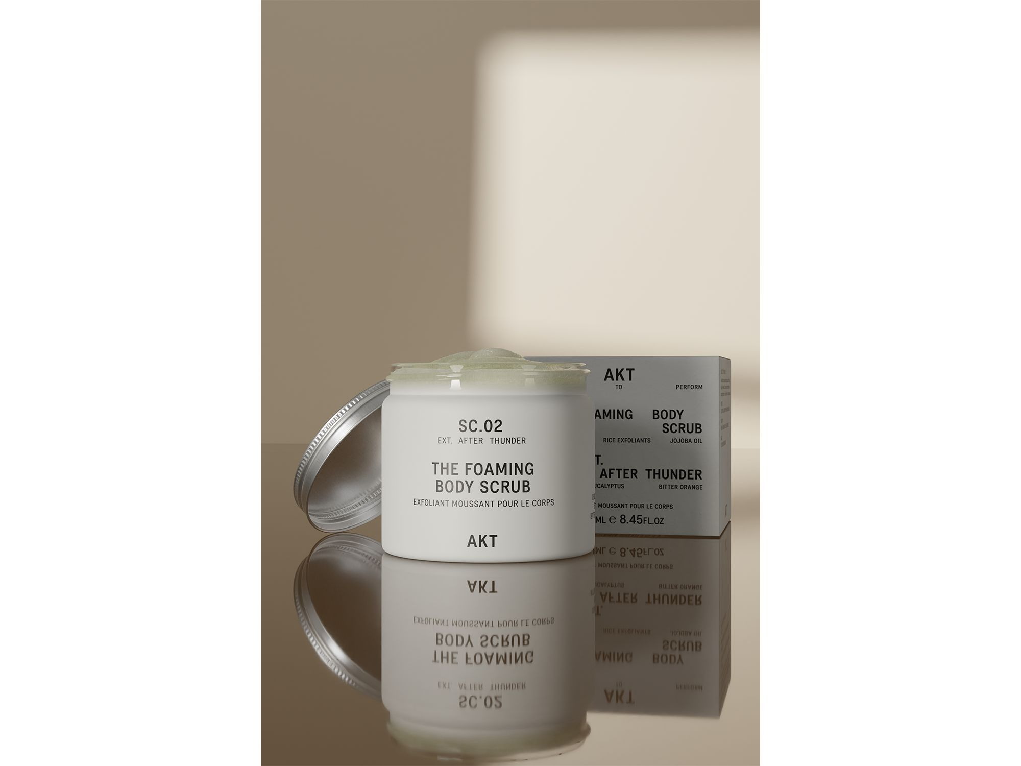 The Foaming Body Scrub SC.02 EXT. After Thunder 8.45 oz. — Image 6
